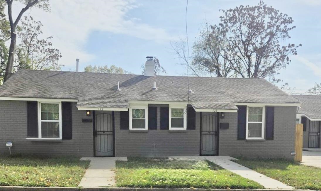 123 MAJUBA AVE
