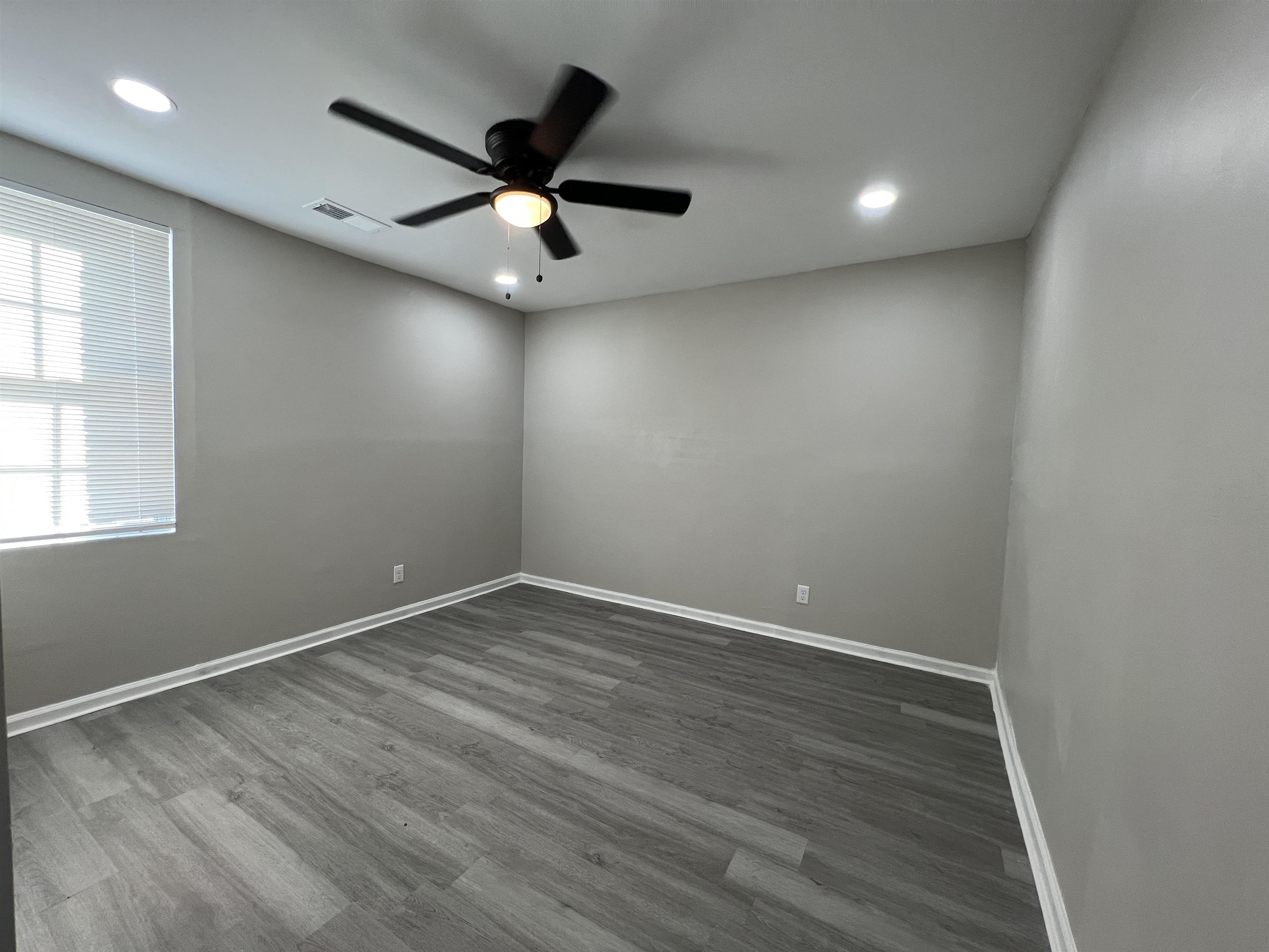123 MAJUBA AVE