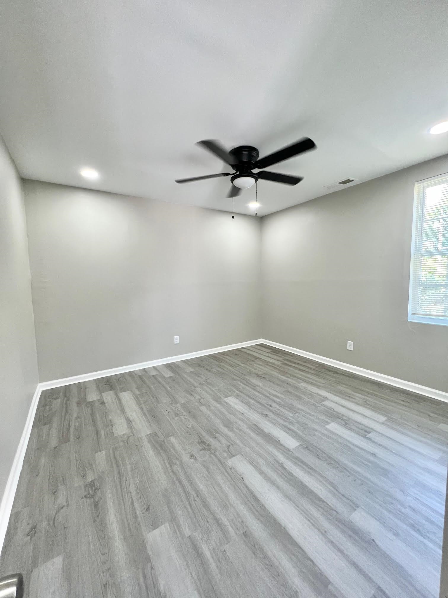 123 MAJUBA AVE