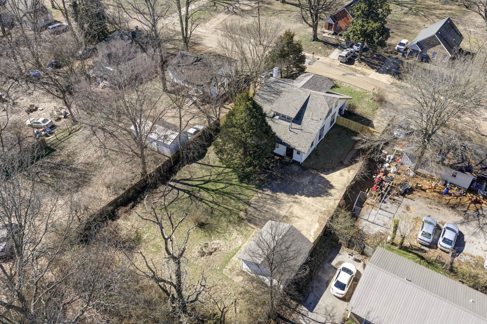 320 HIGH ST N