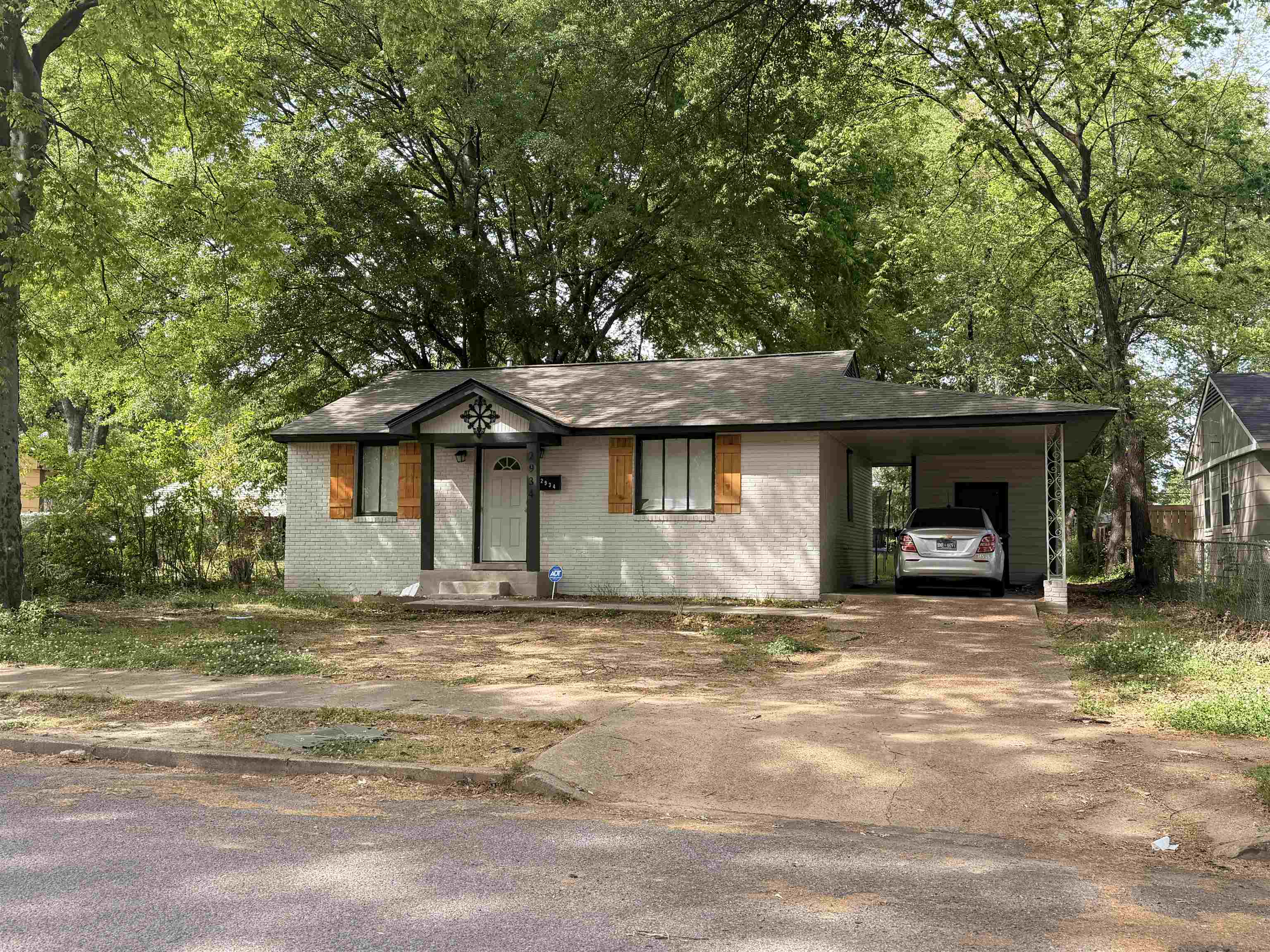 2934 MONTAGUE CV