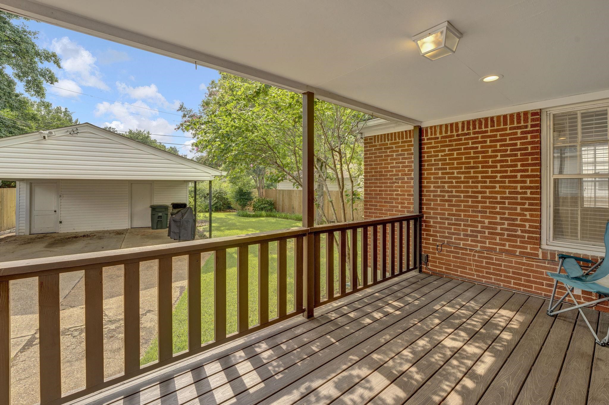503 E SWAN RIDGE CIR