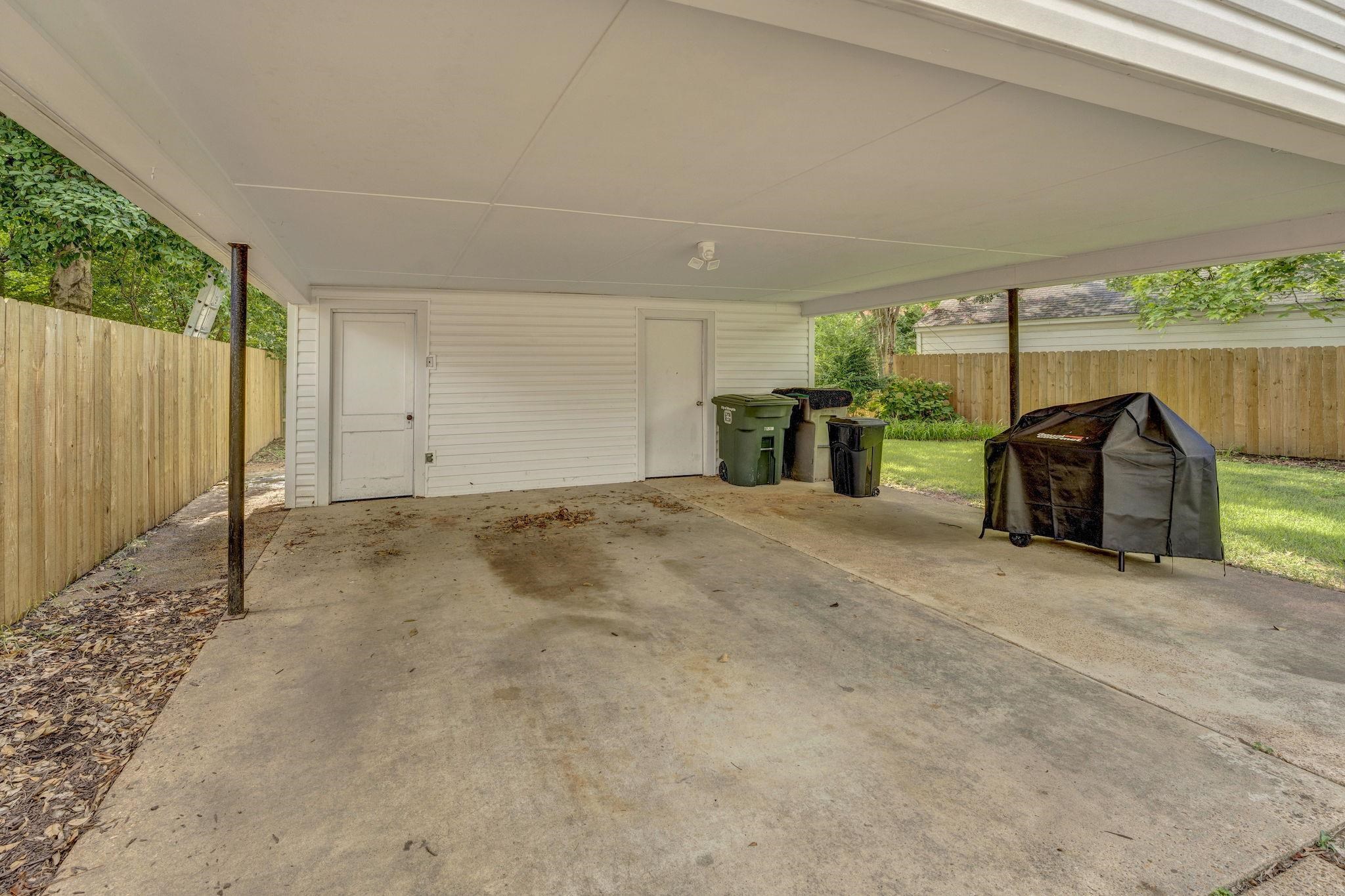 503 E SWAN RIDGE CIR