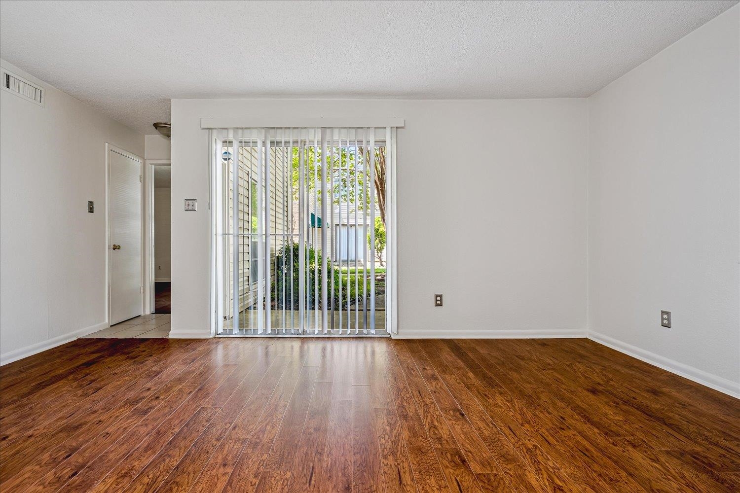 6719 MAJESTIC OAK PL Unit: 1