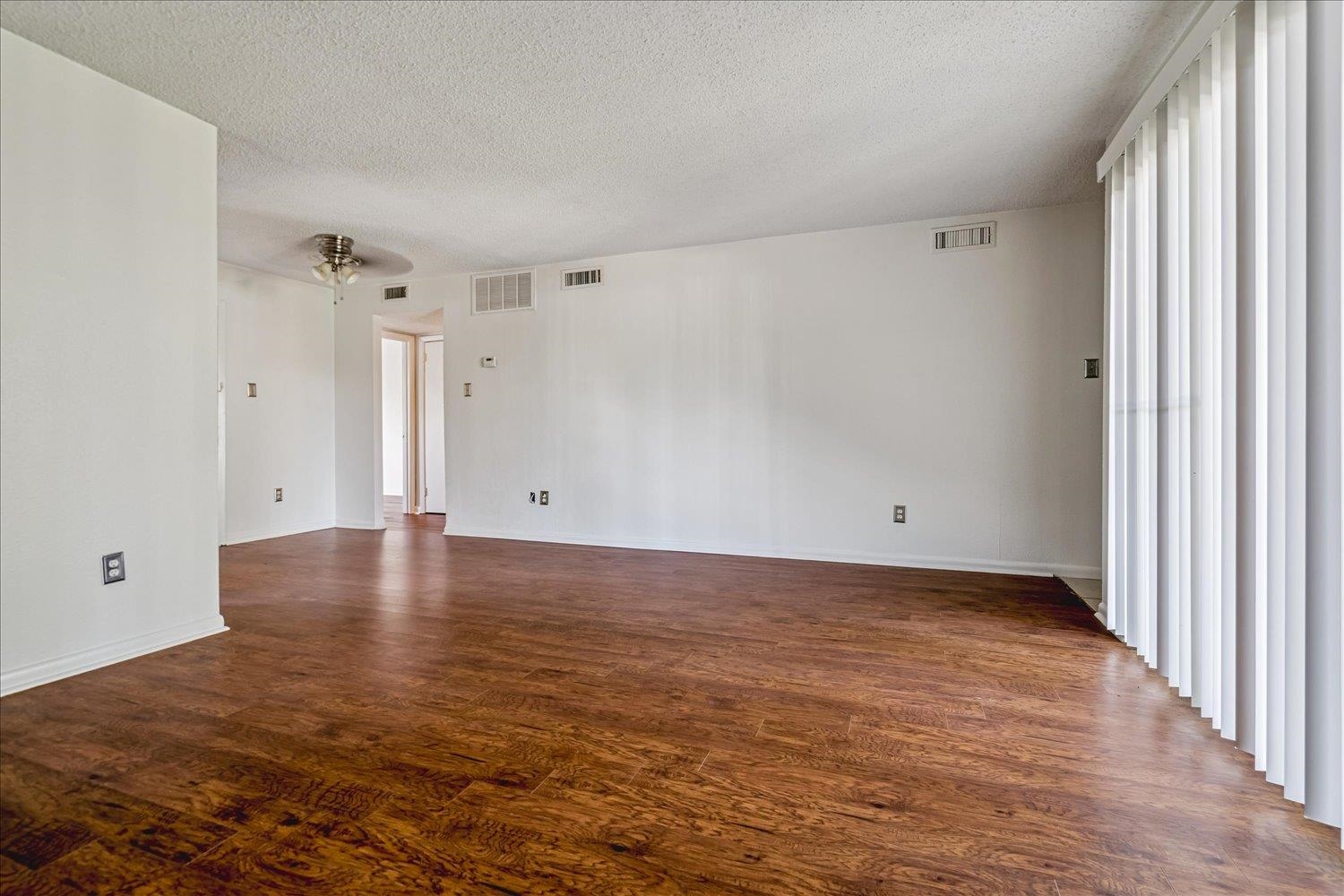 6719 MAJESTIC OAK PL Unit: 1