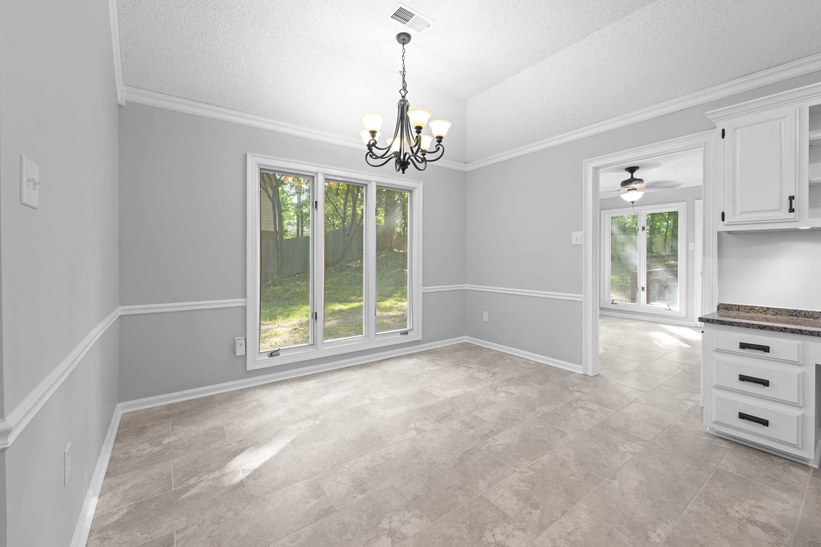 1564 CEDAR FARMS CV