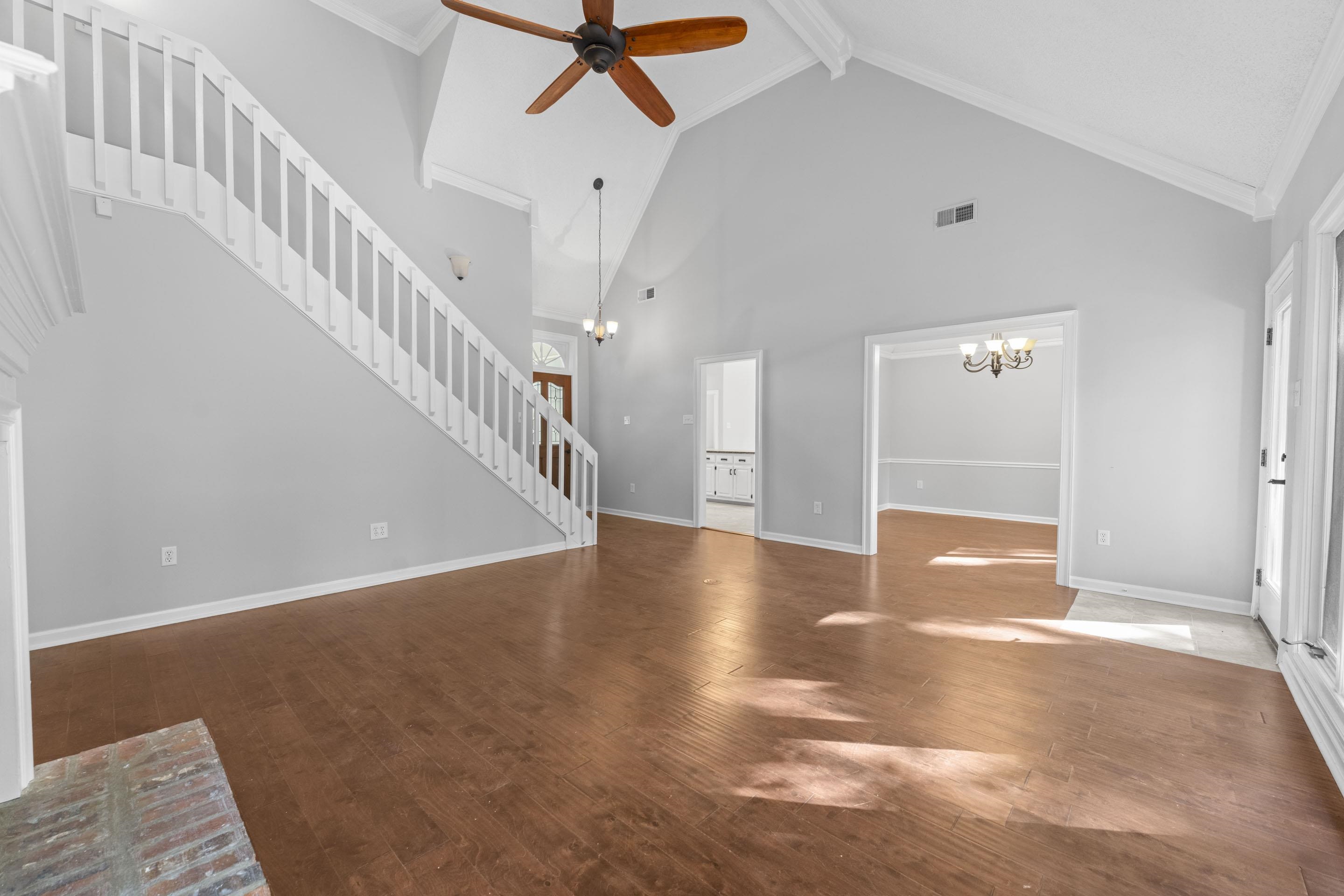 1564 CEDAR FARMS CV