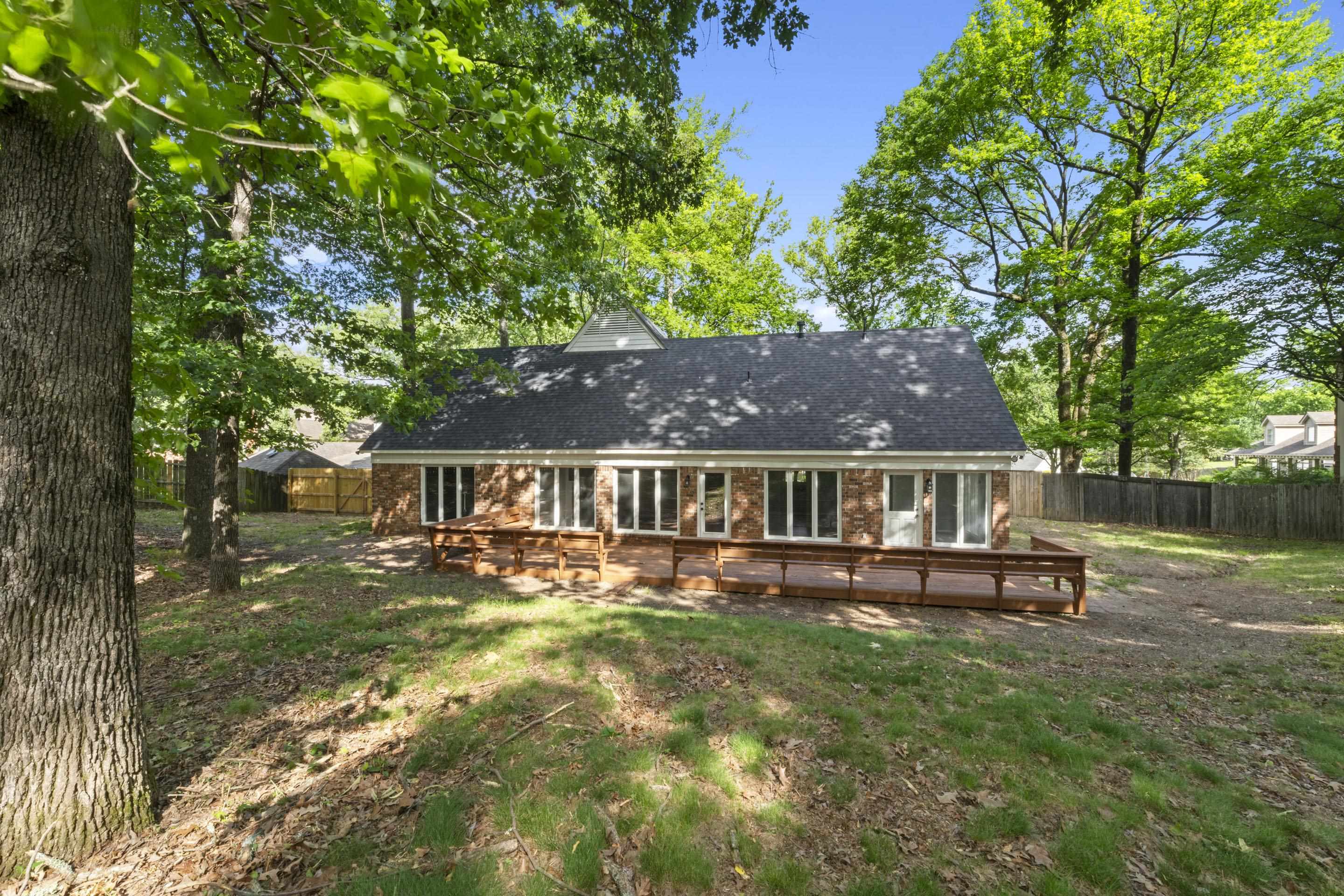 1564 CEDAR FARMS CV