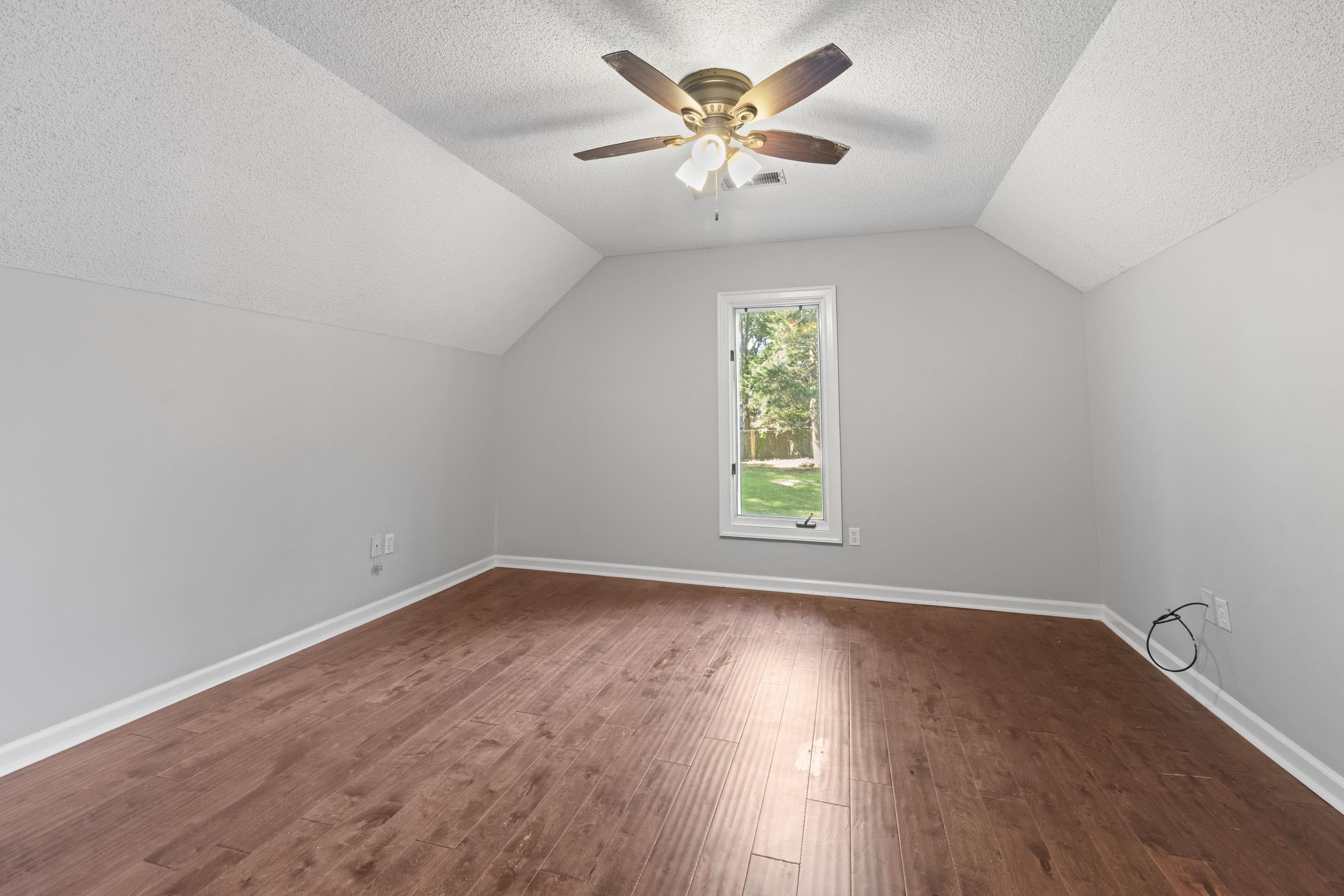 1564 CEDAR FARMS CV