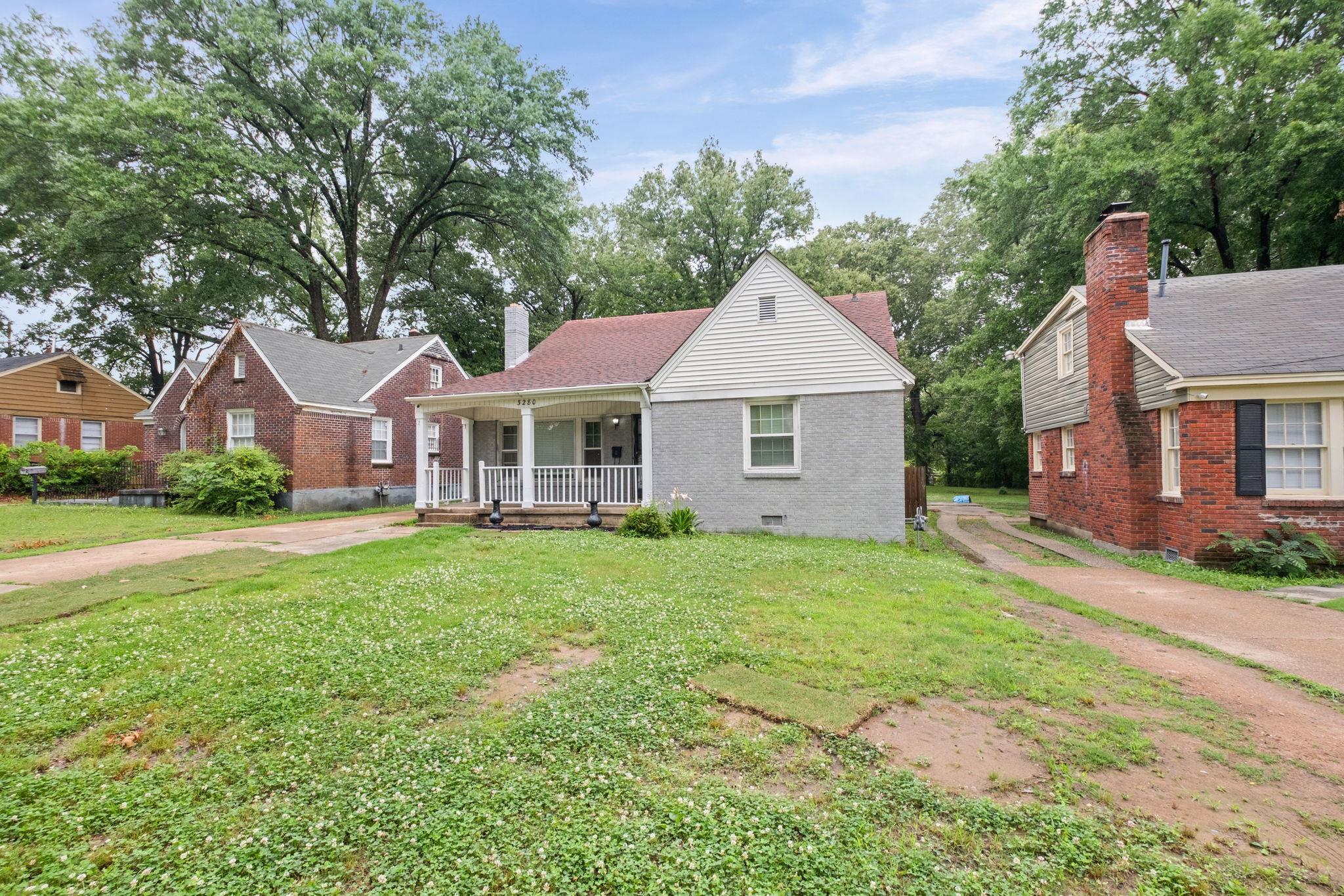 3280 CARNES AVE