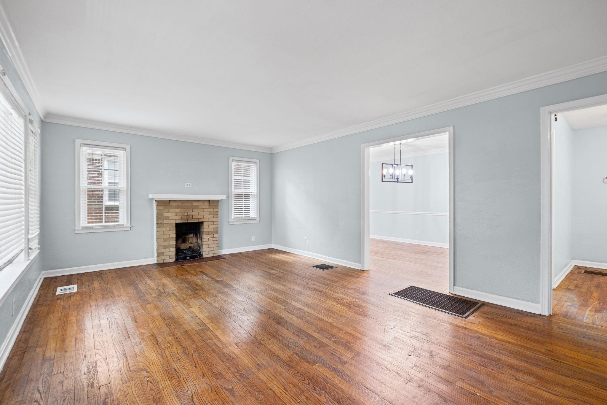 3280 CARNES AVE