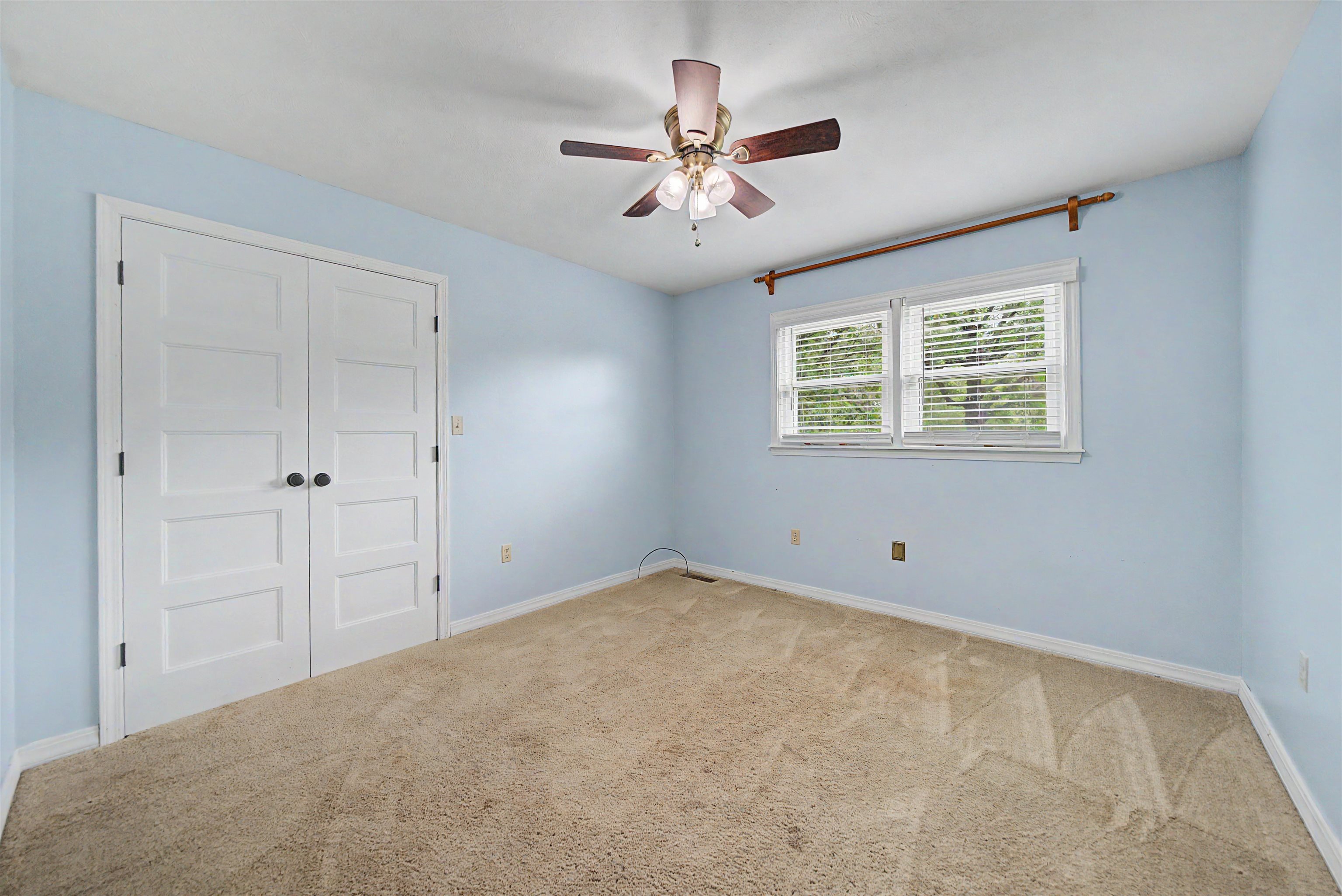 436 SKYLINE DR