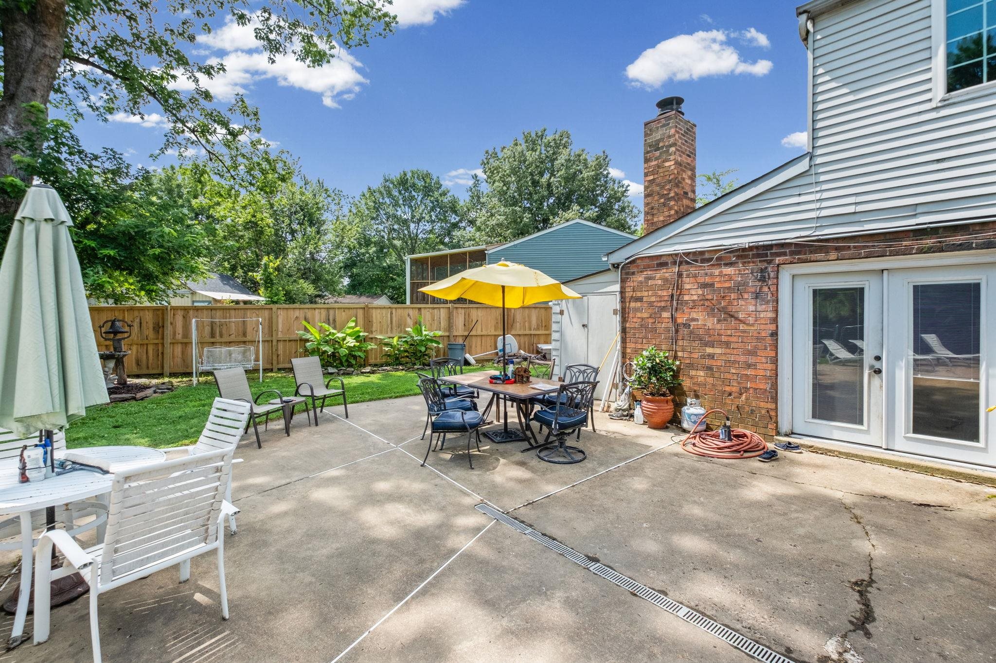 6812 ABELIA HILL CV