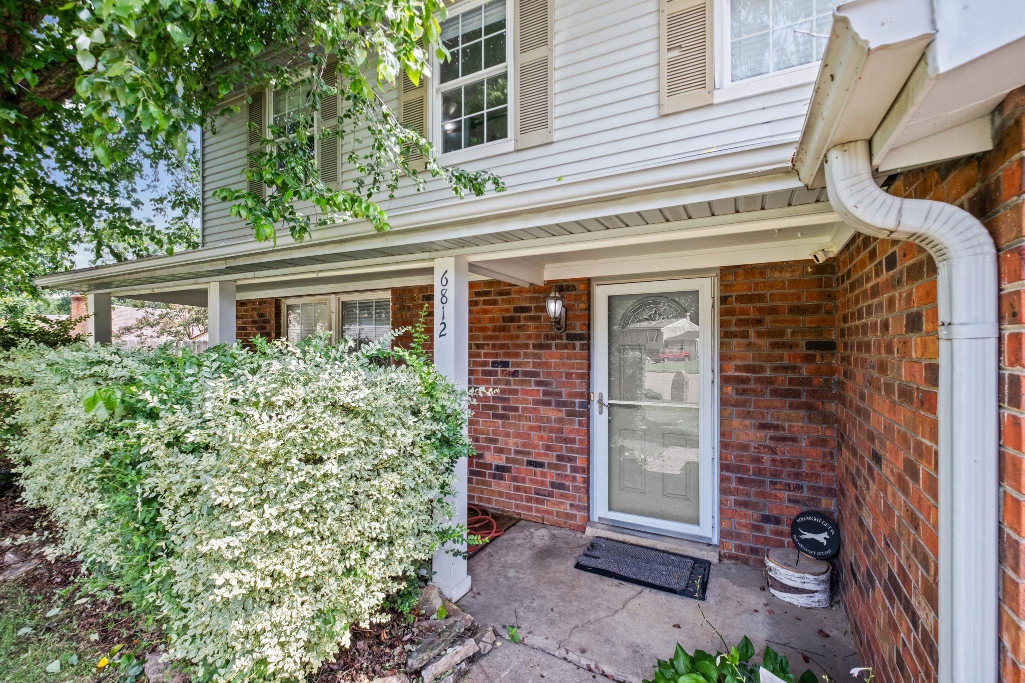 6812 ABELIA HILL CV