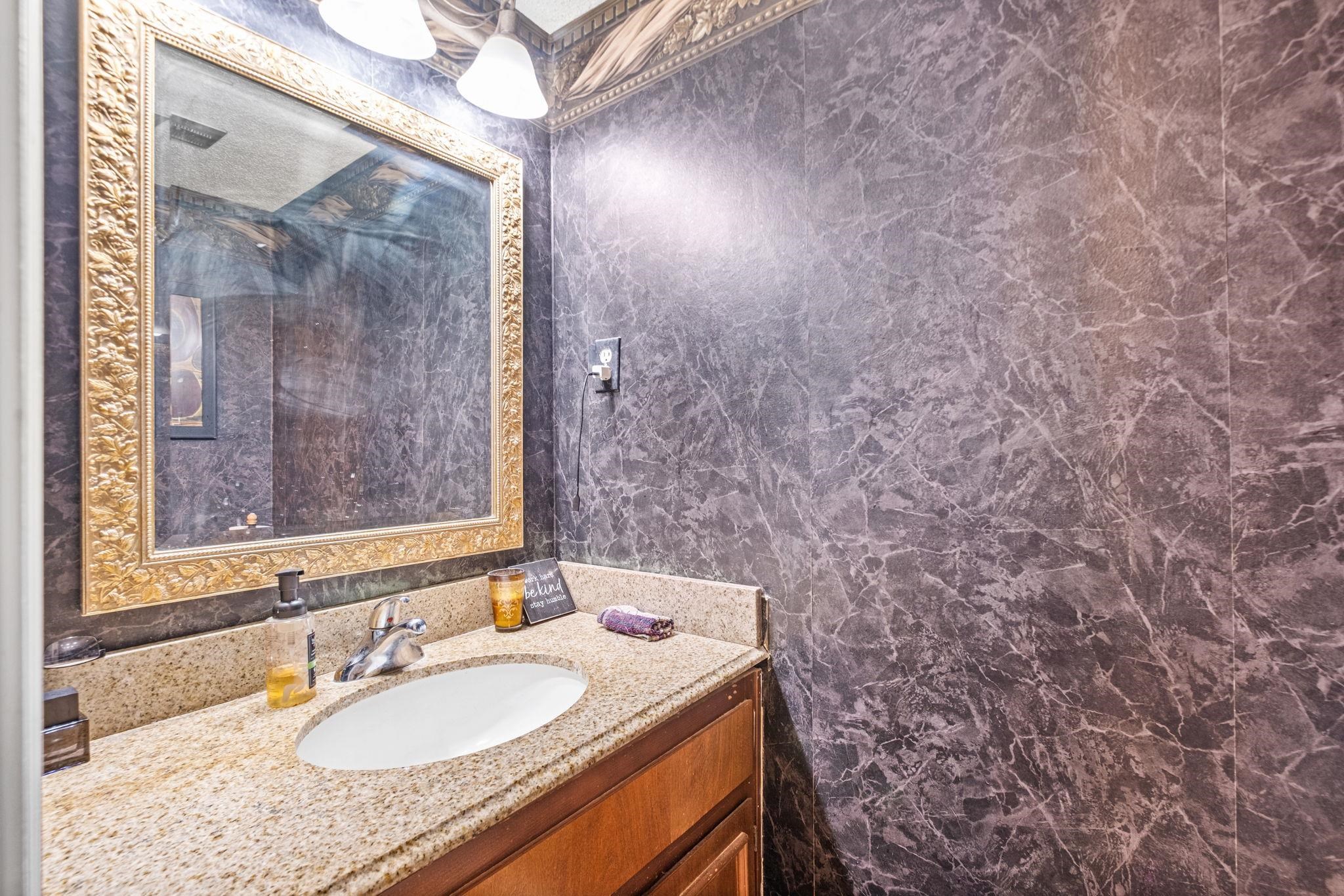 6812 ABELIA HILL CV