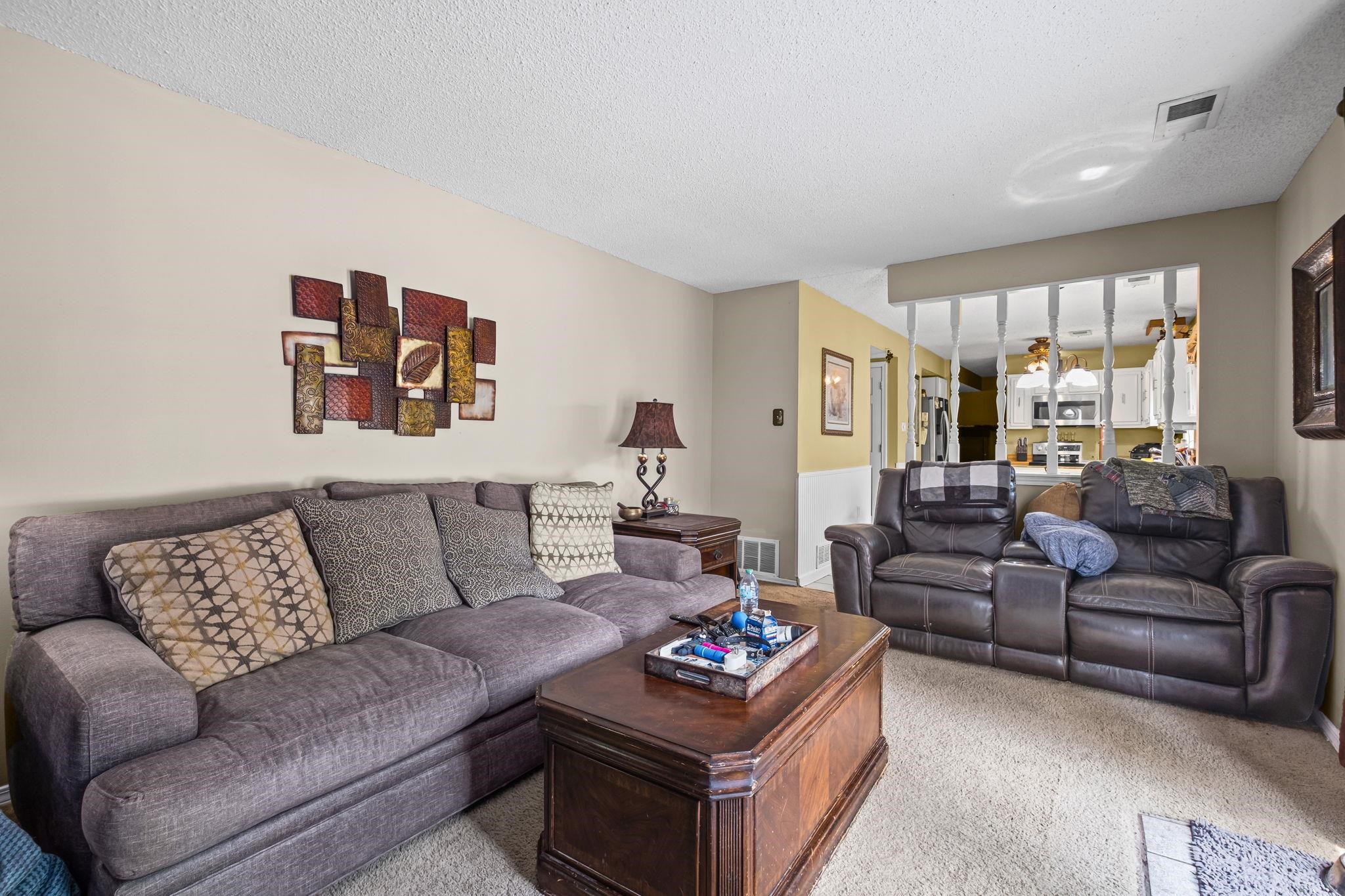 6812 ABELIA HILL CV
