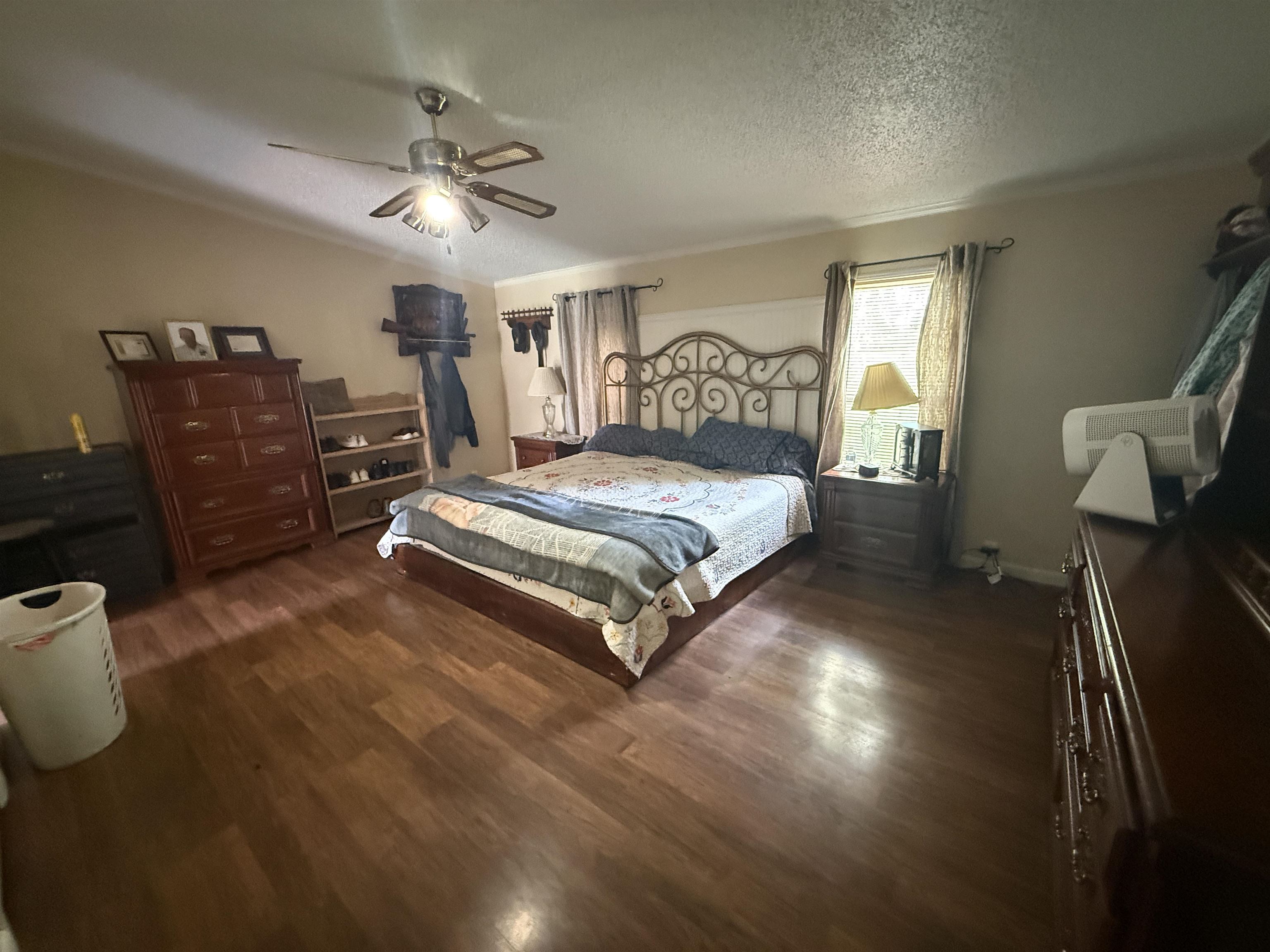 2201 ROBERT JOHNSON RD