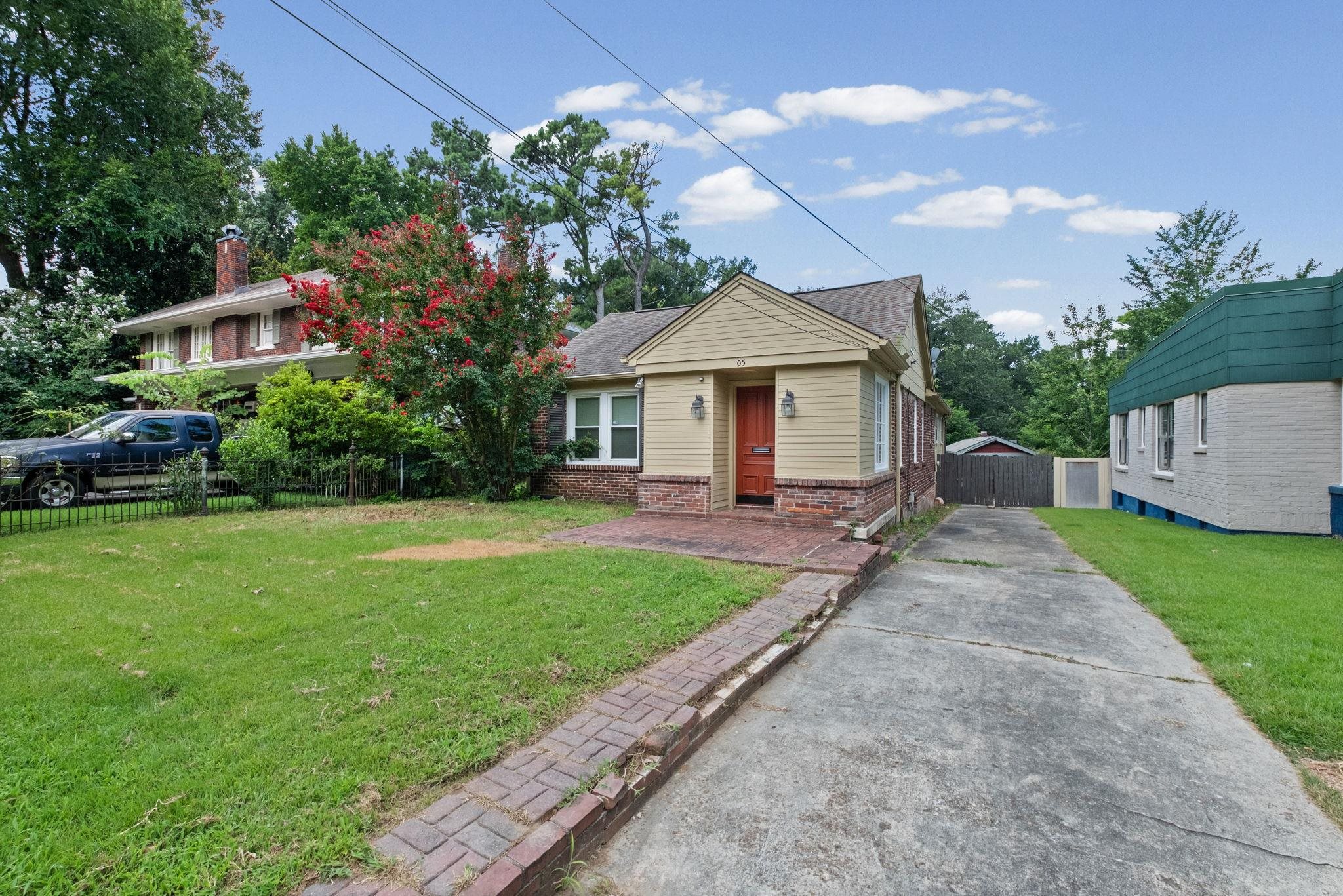 405 HAYNES ST