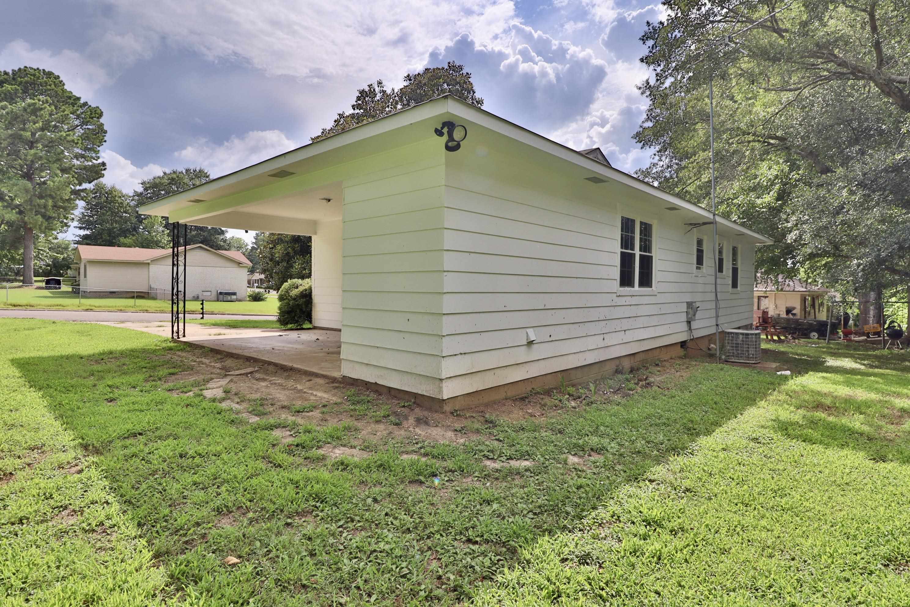 453 MARTINDALE ST