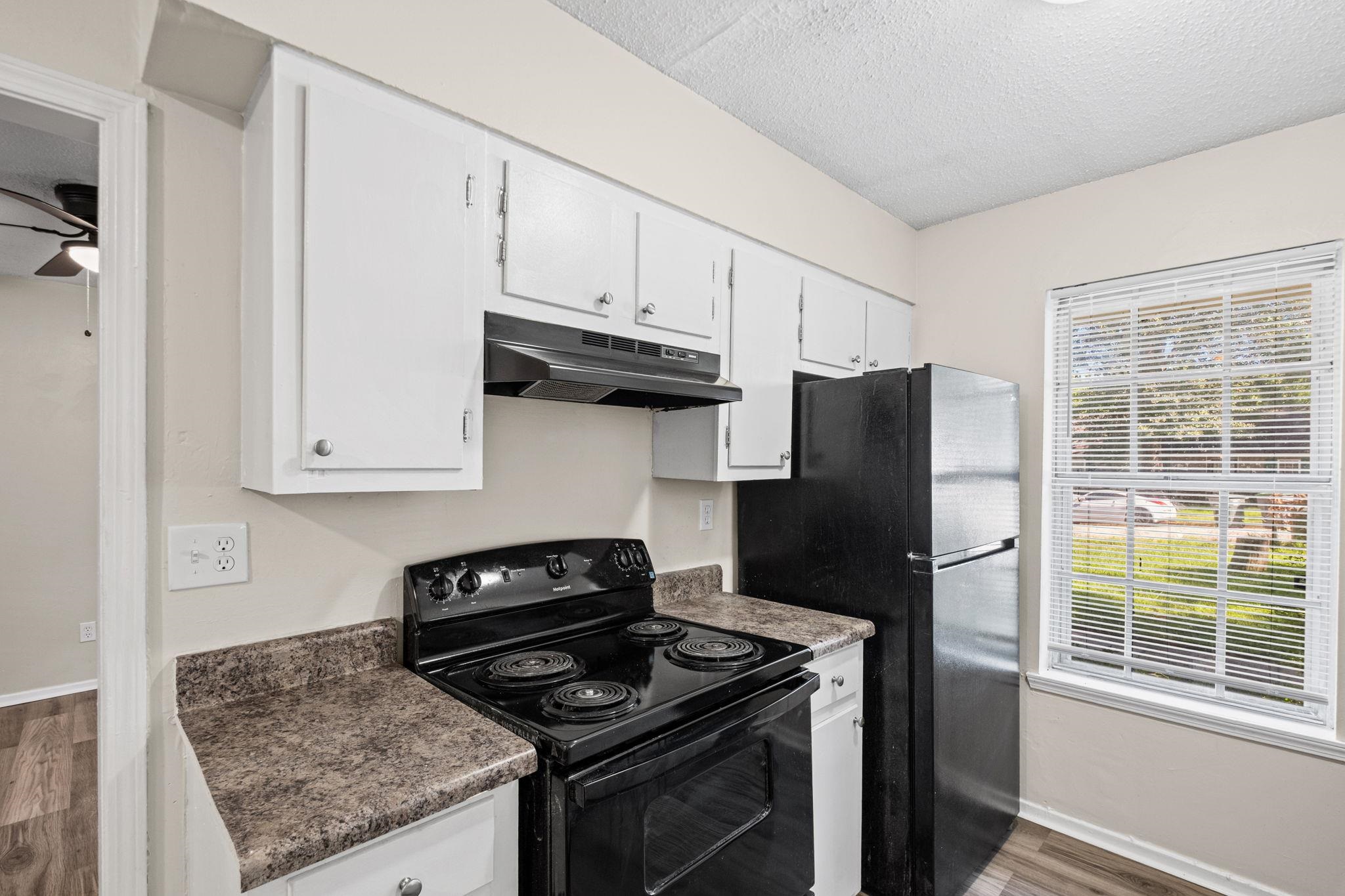 3887 HOUGHTON CV