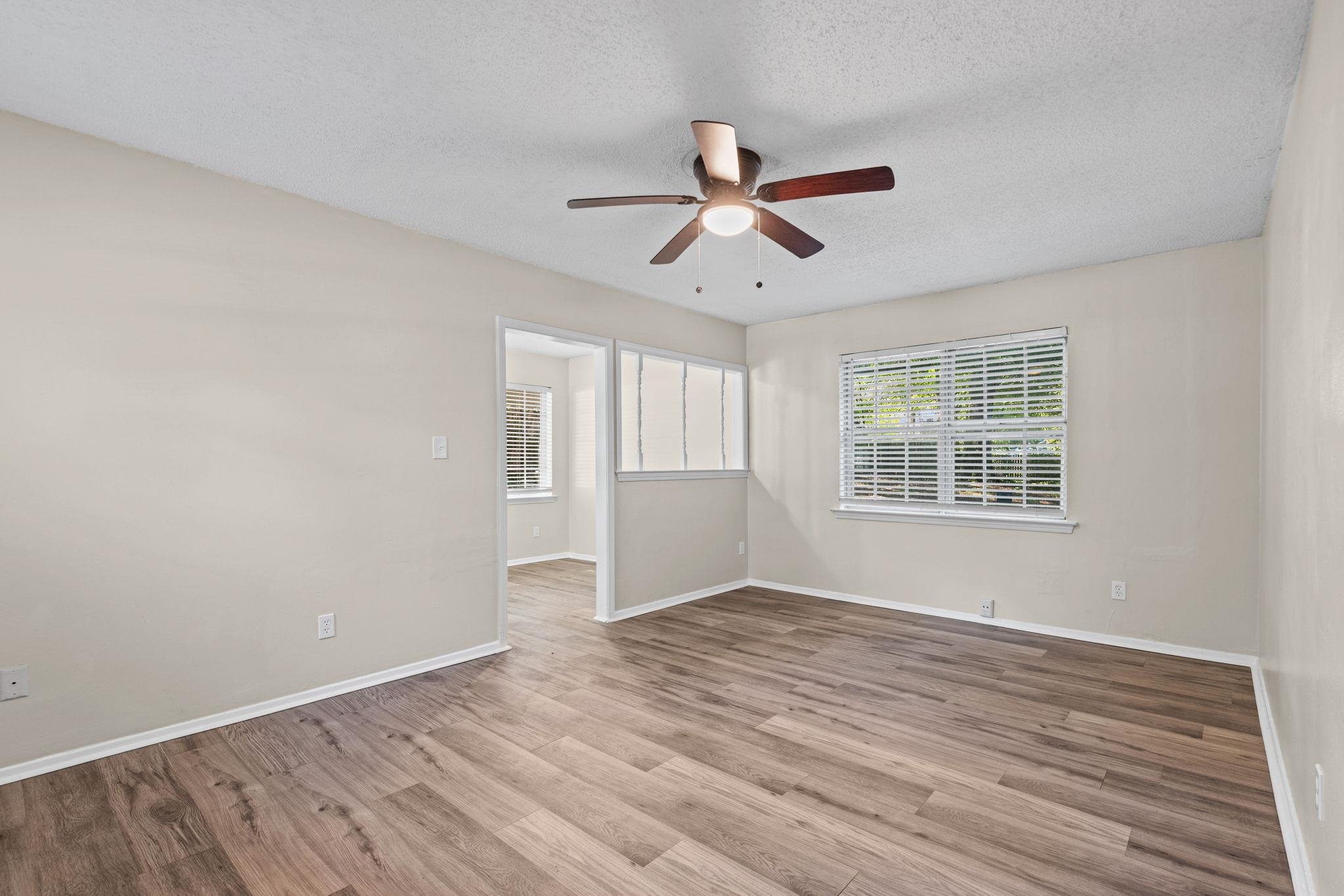 3887 HOUGHTON CV