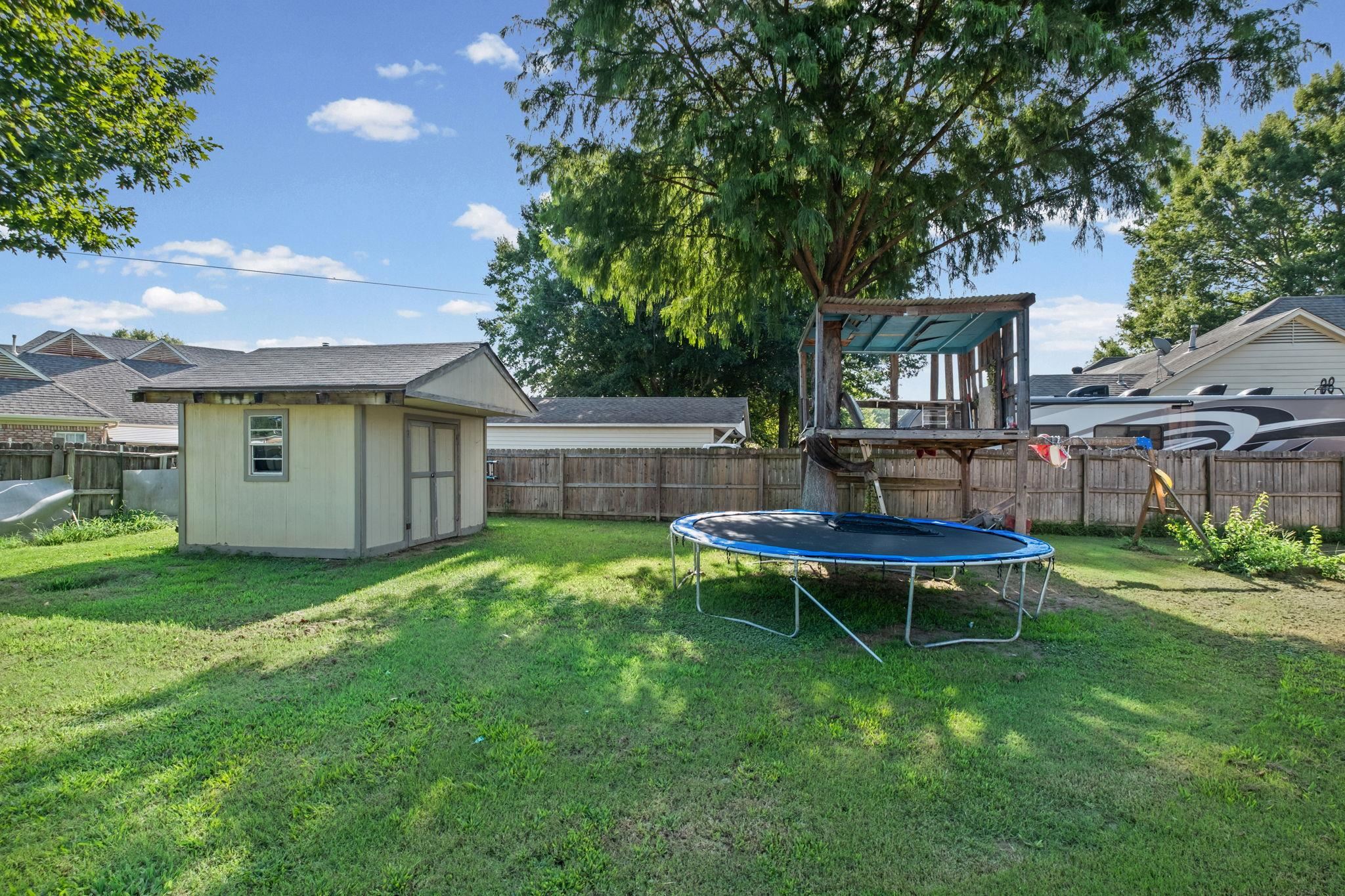 4636 CEDAR HILLS DR