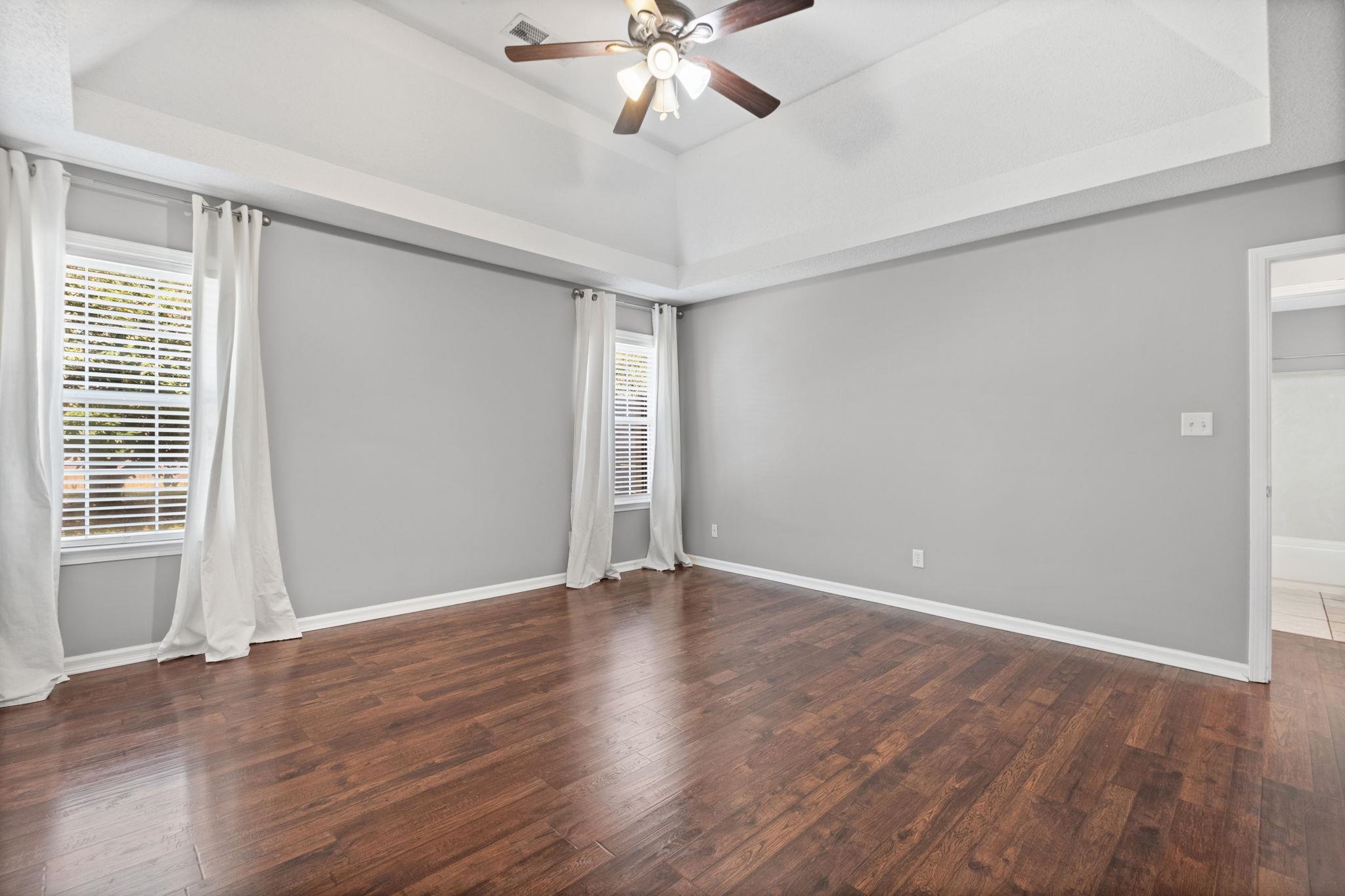 713 ELIZABETH DR