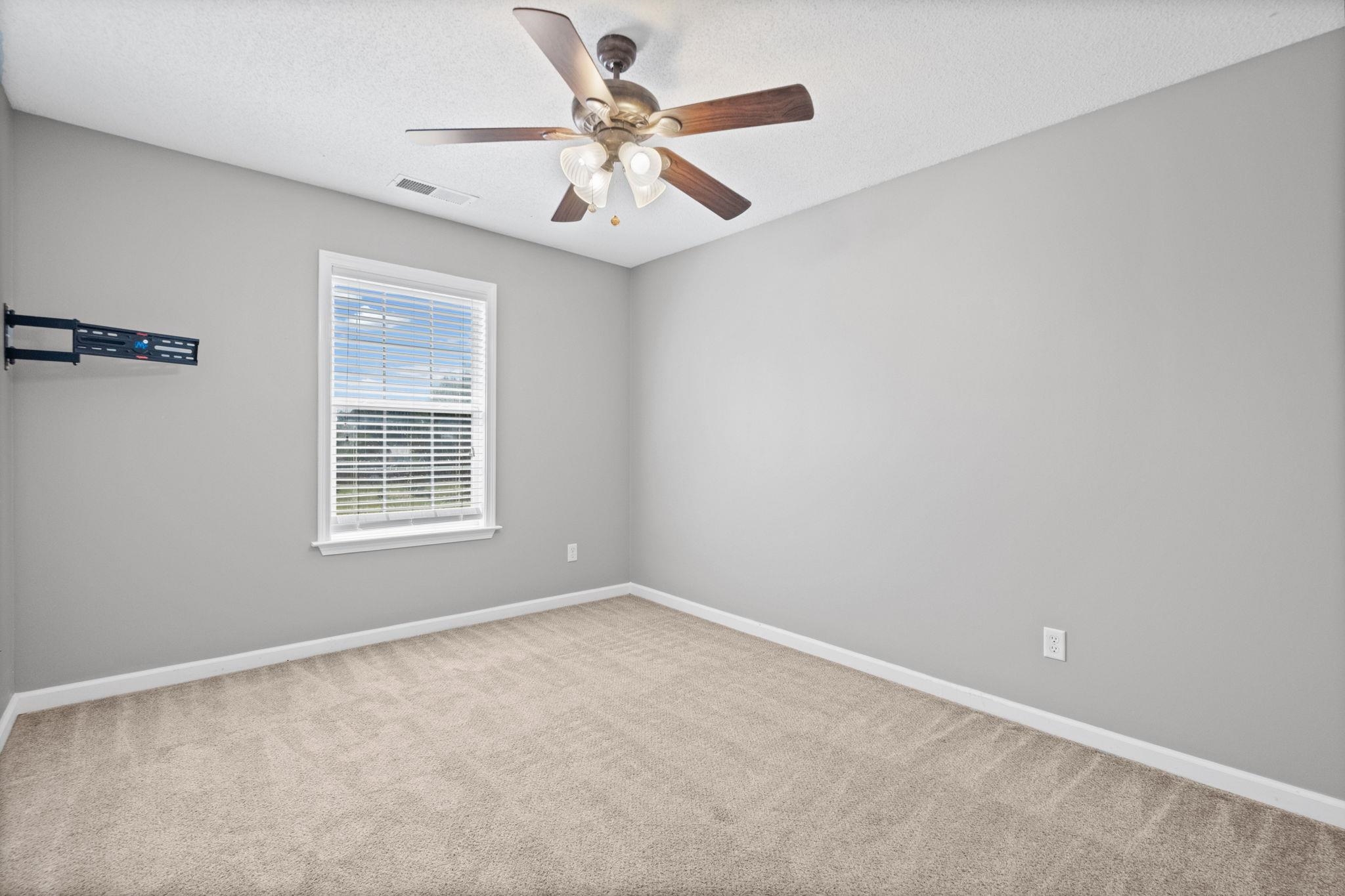 713 ELIZABETH DR