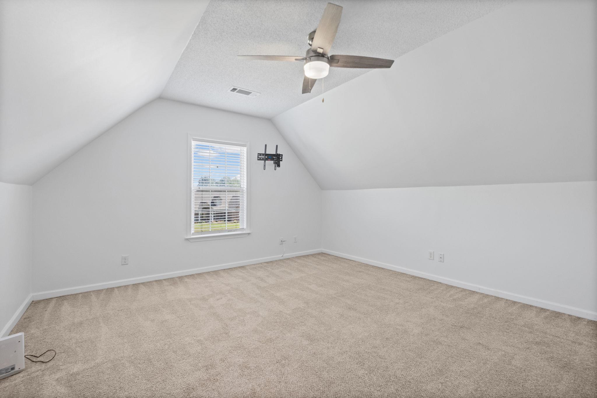 713 ELIZABETH DR