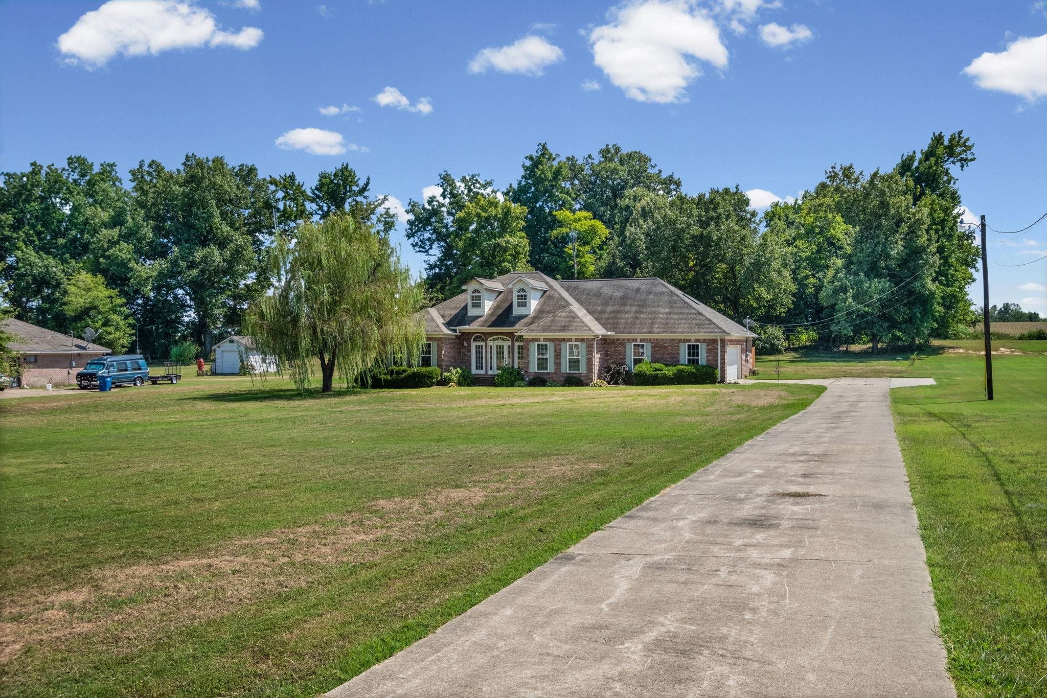 371 BRIERHEDGE RD