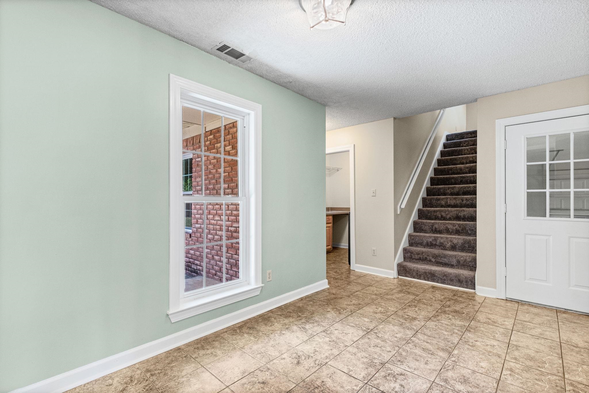 371 BRIERHEDGE RD