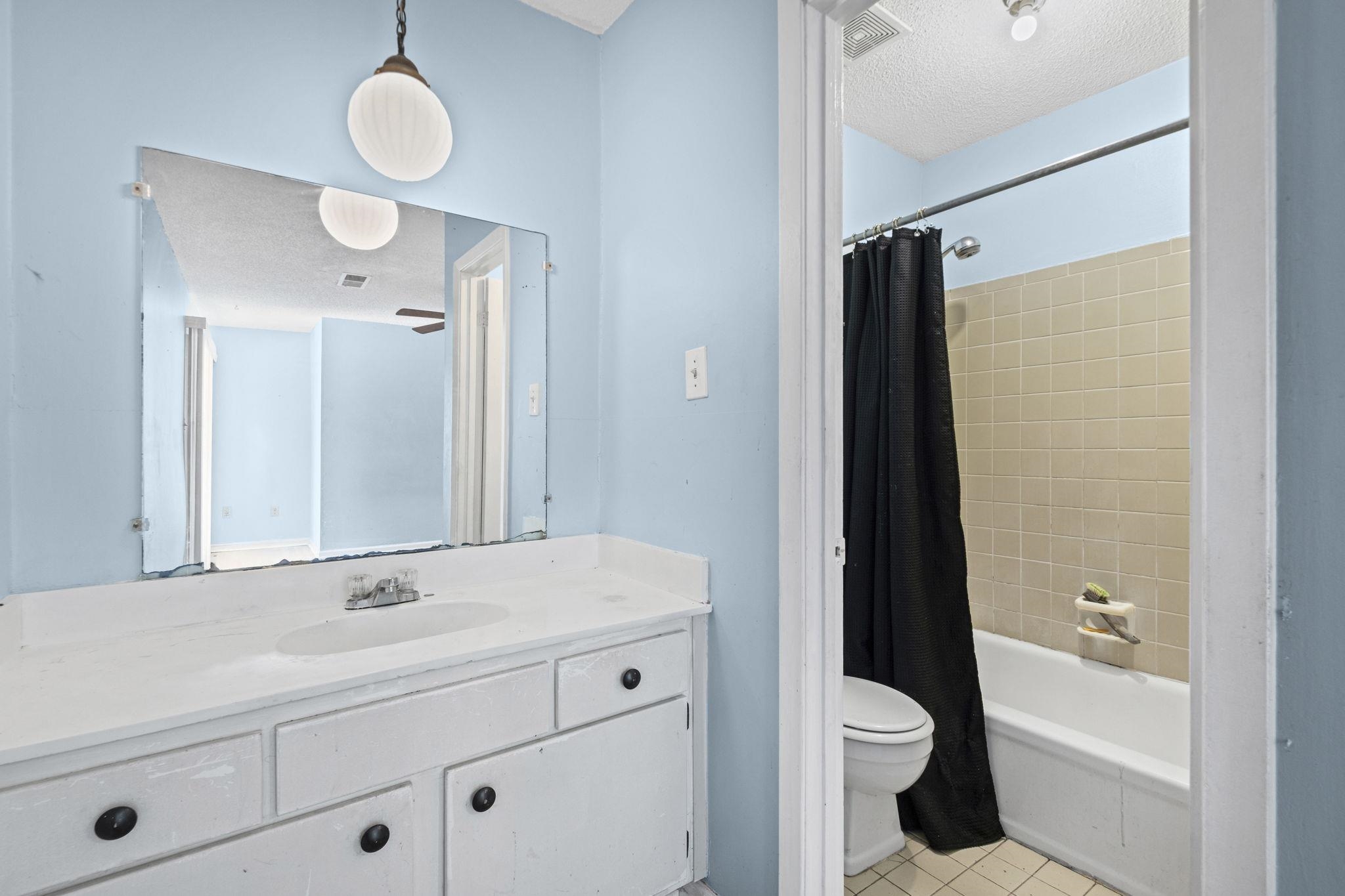 1850 QUAIL VALLEY CV Unit: 1850
