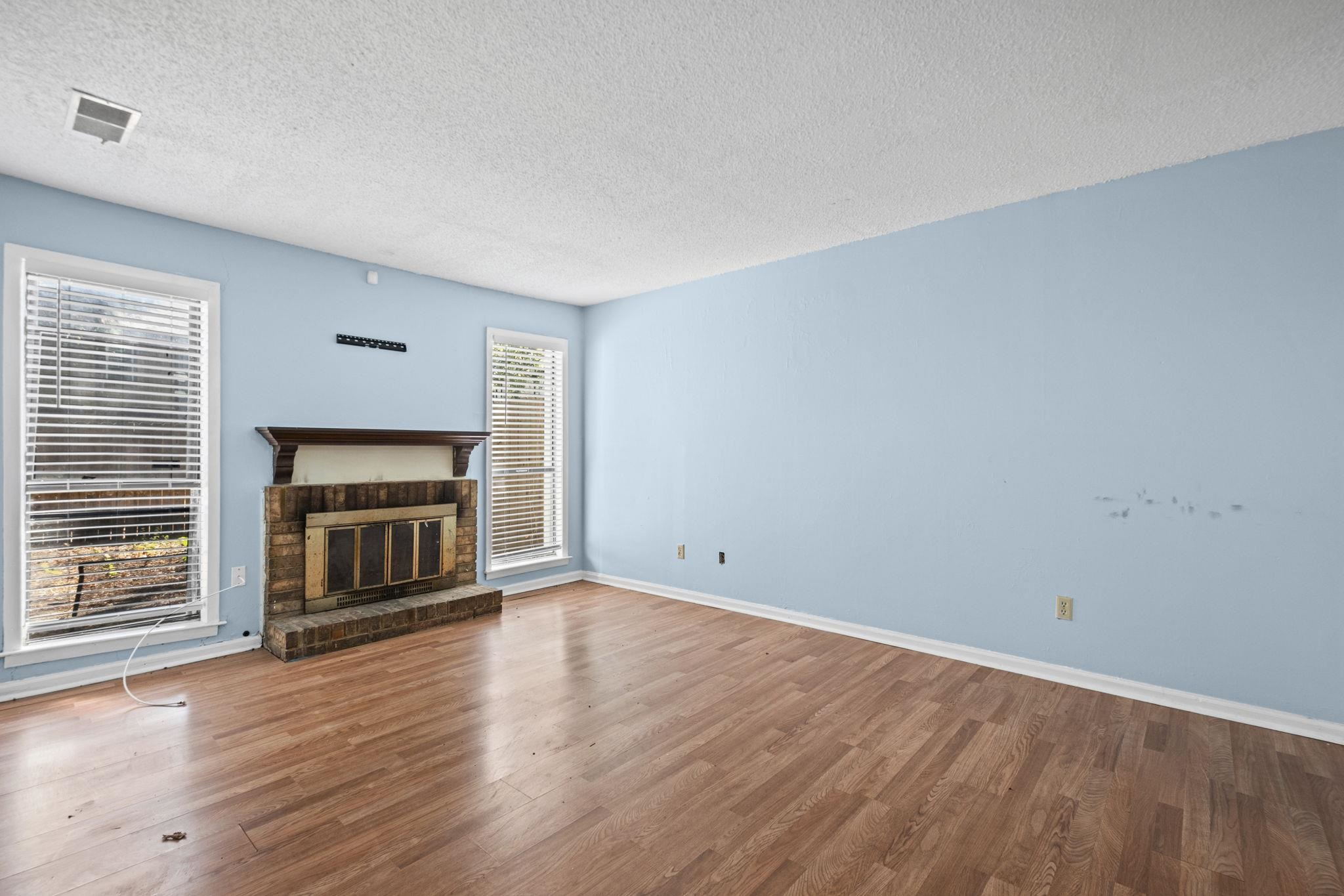 1850 QUAIL VALLEY CV Unit: 1850