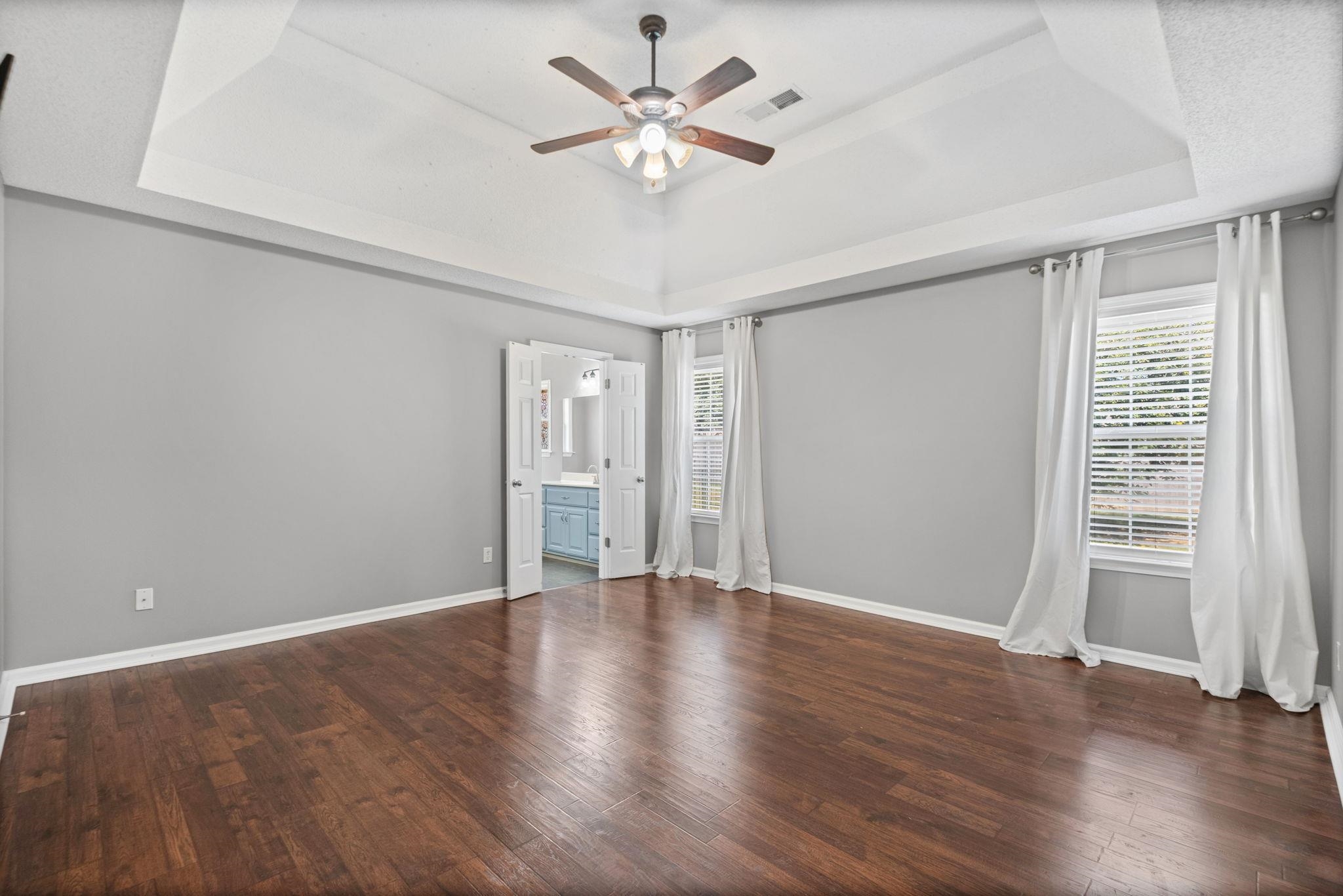 713 ELIZABETH DR