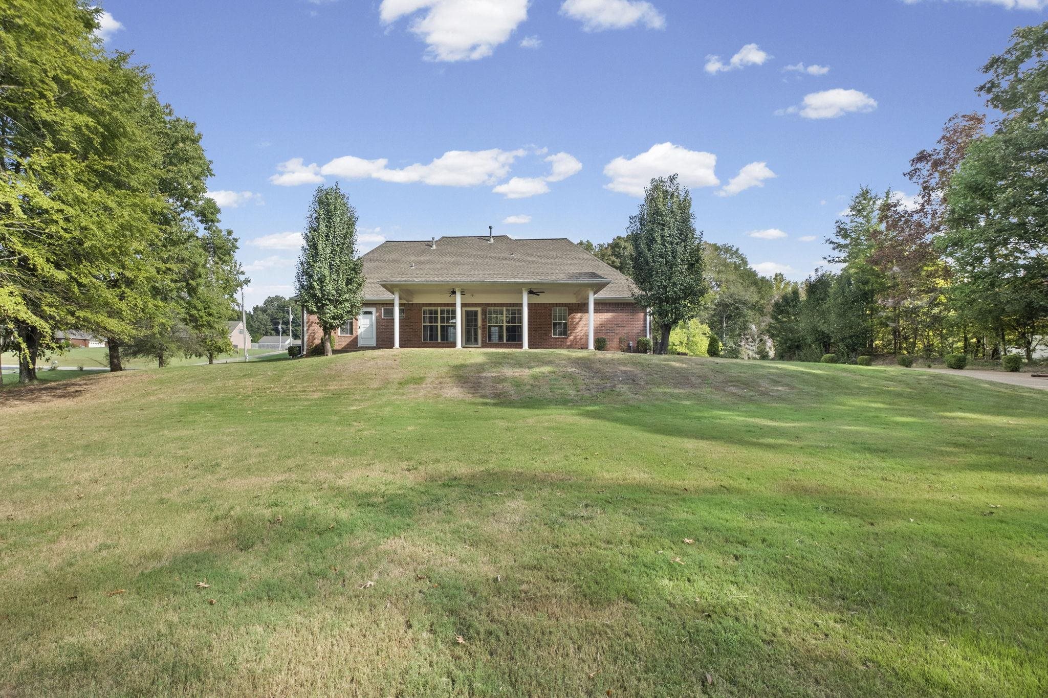 160 BROCKFORD DR