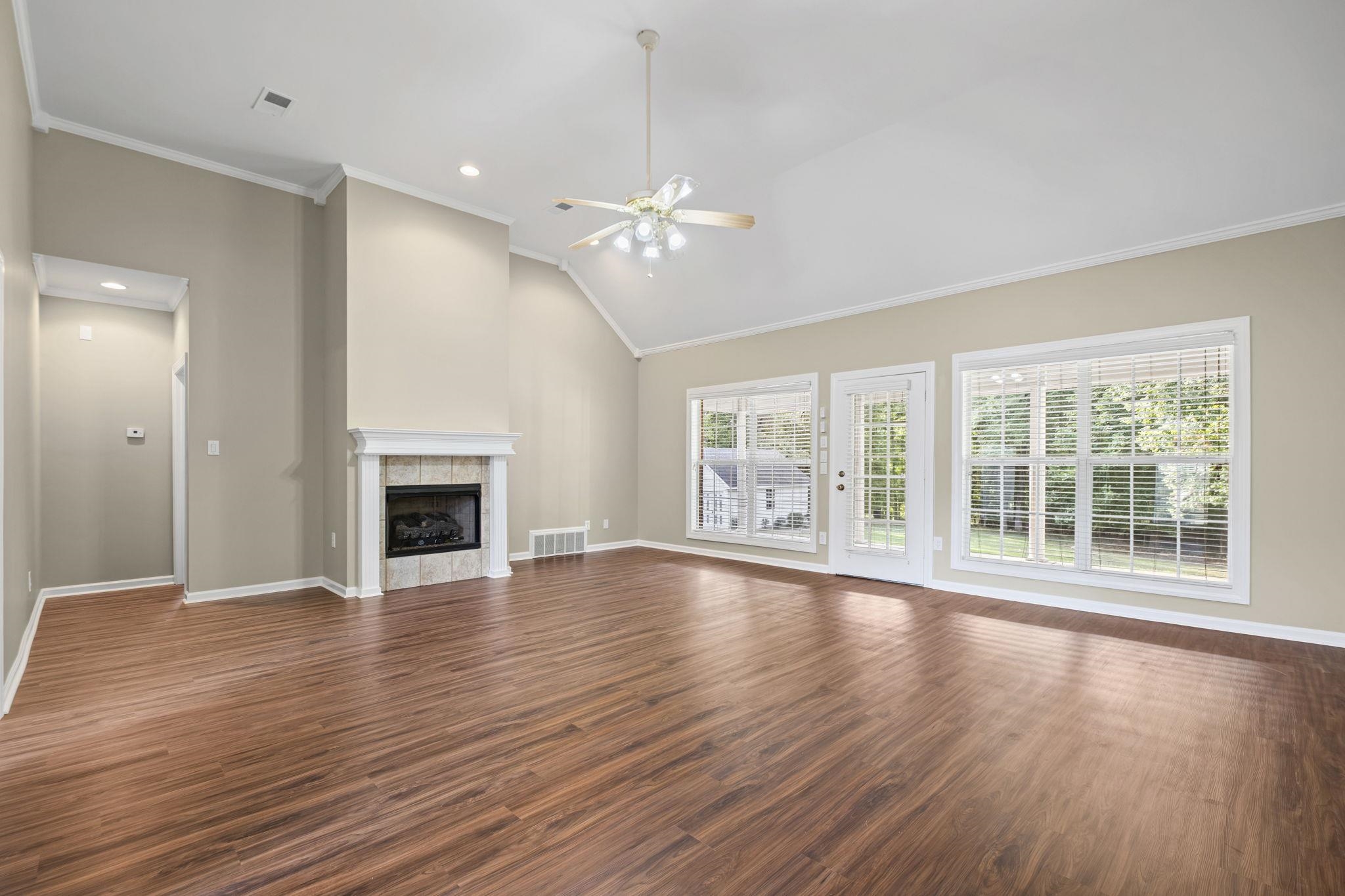 160 BROCKFORD DR