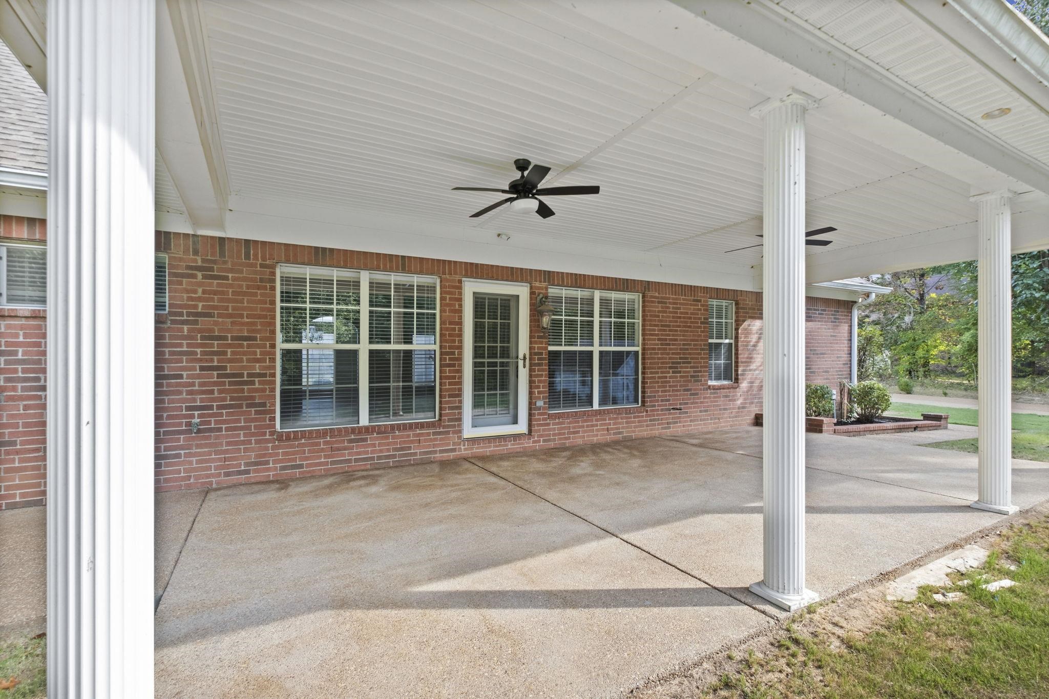 160 BROCKFORD DR