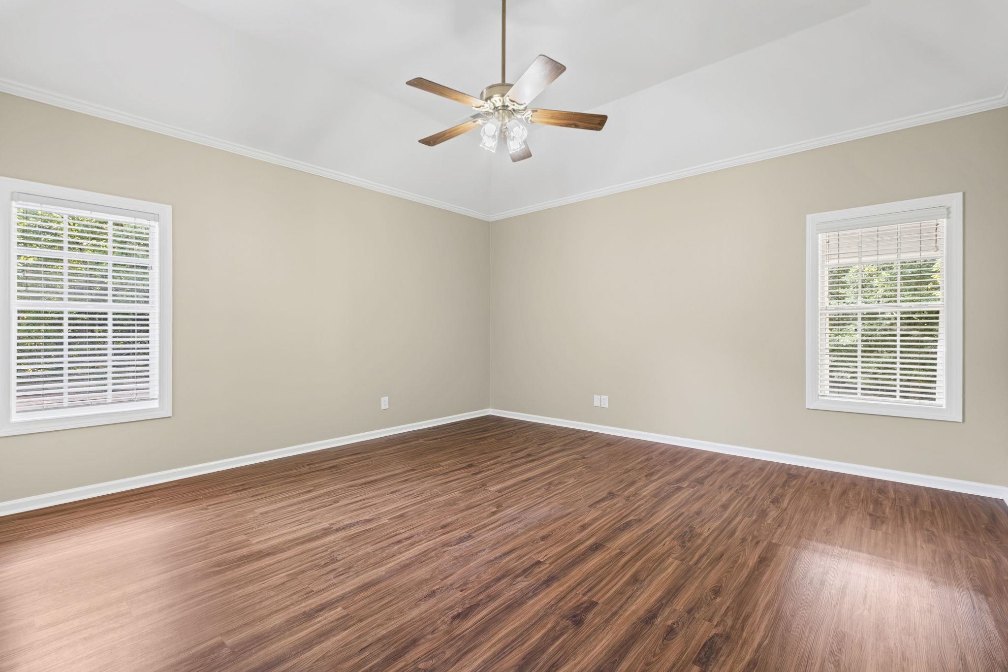 160 BROCKFORD DR