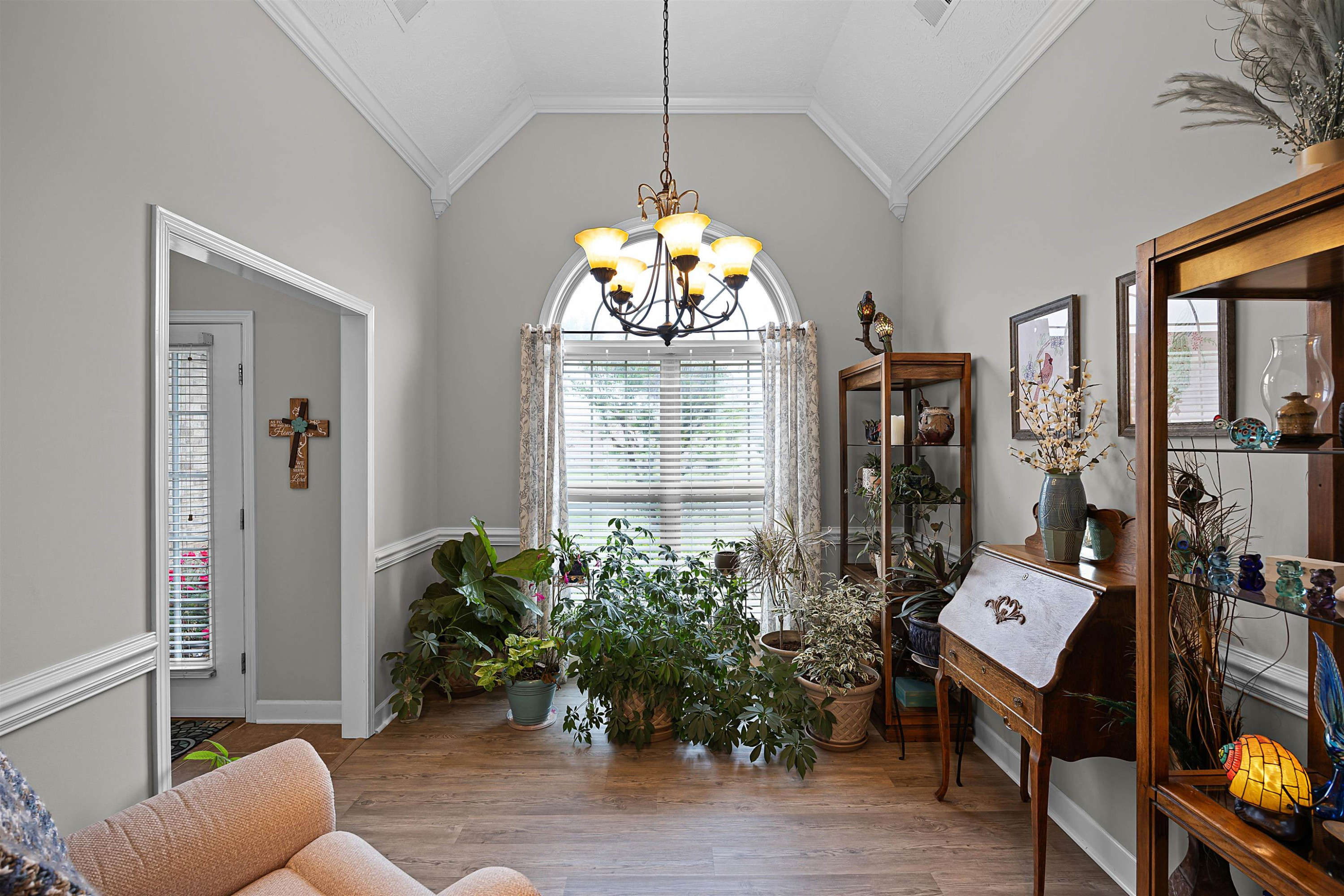 11 Double Creek Drive