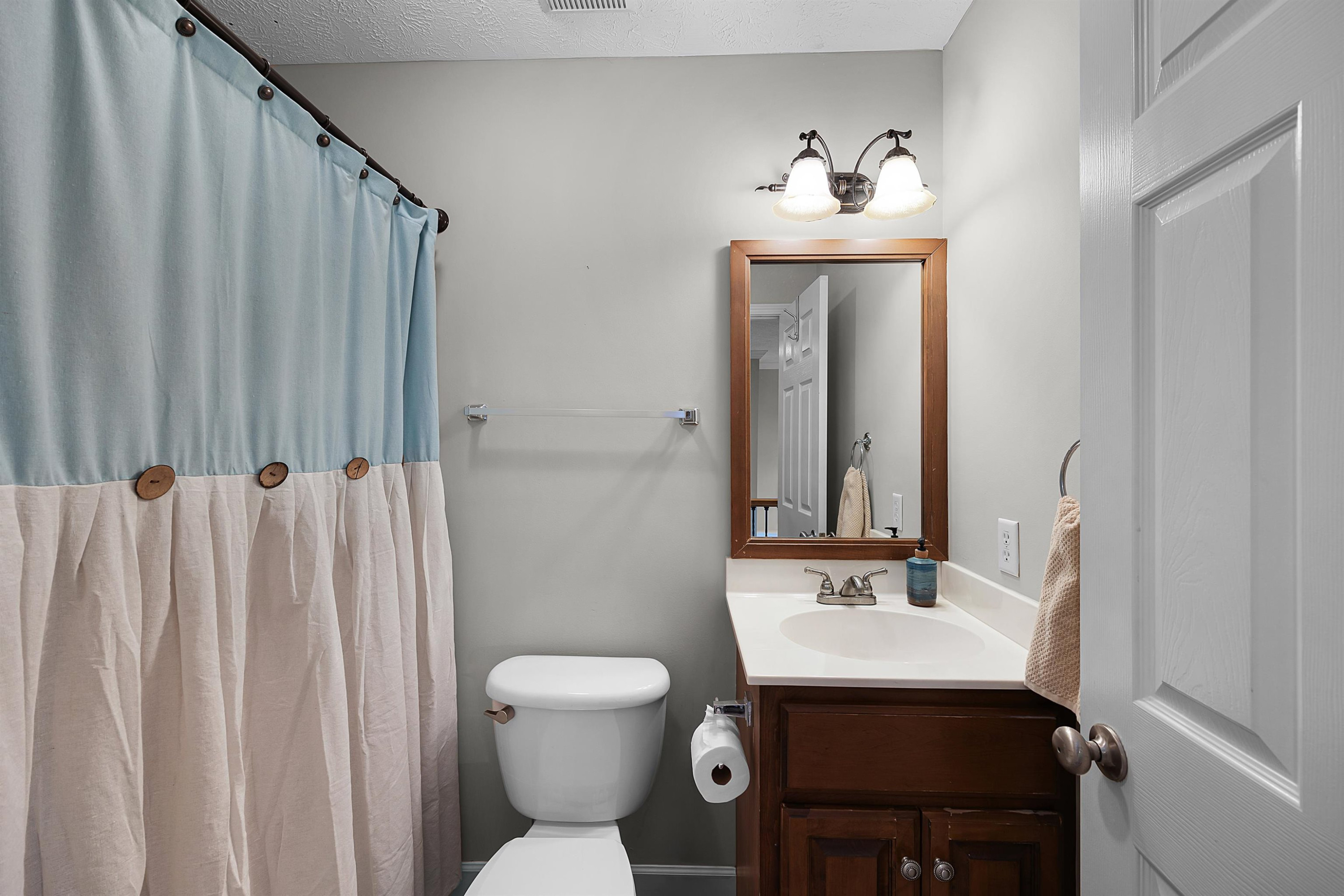 11 Double Creek Drive