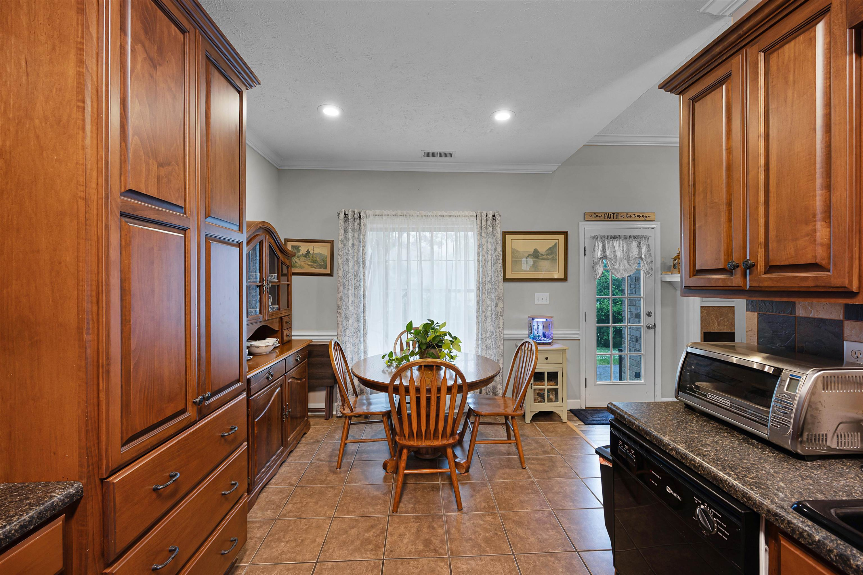 11 Double Creek Drive