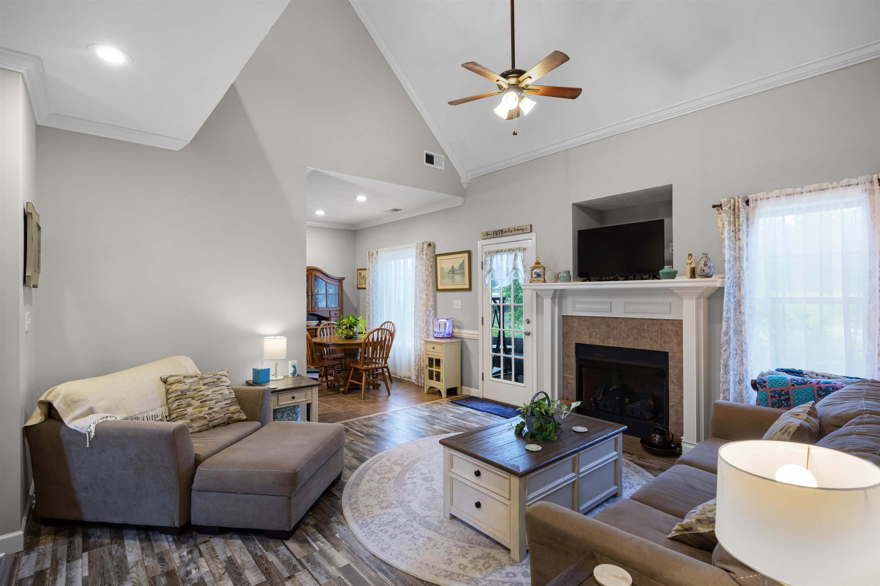 11 Double Creek Drive