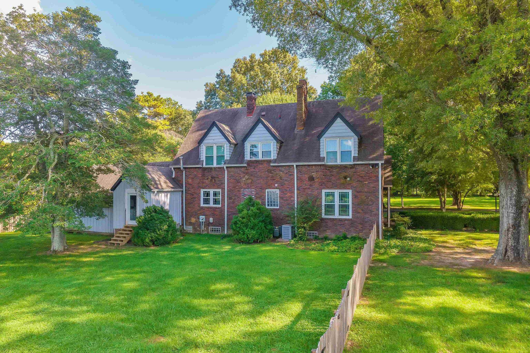 1090 Old Humboldt Road