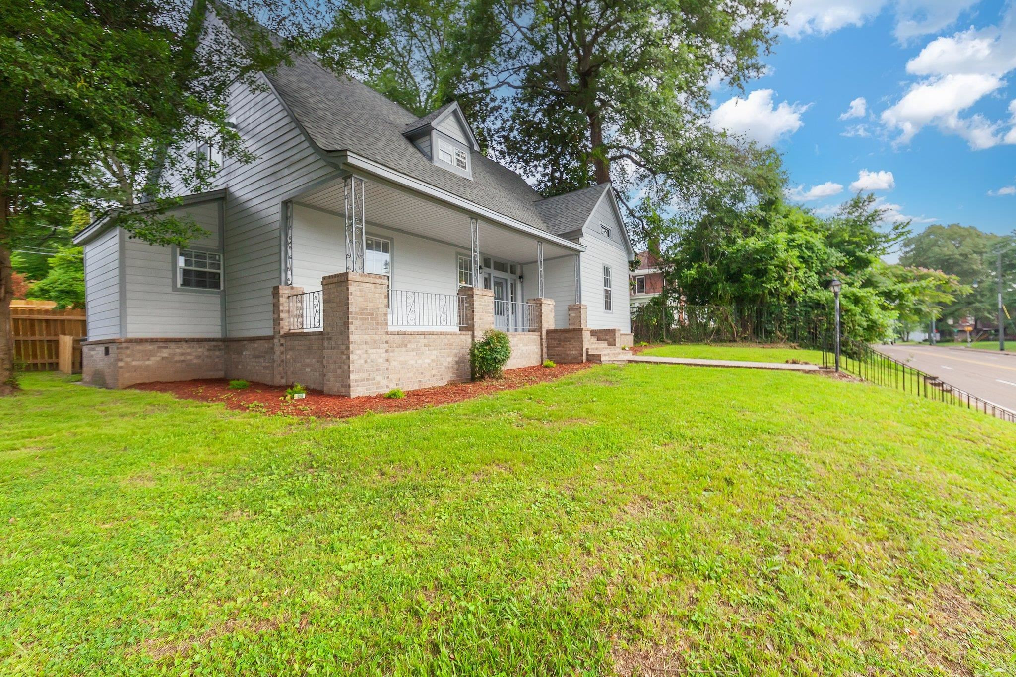 515 N Highland Avenue