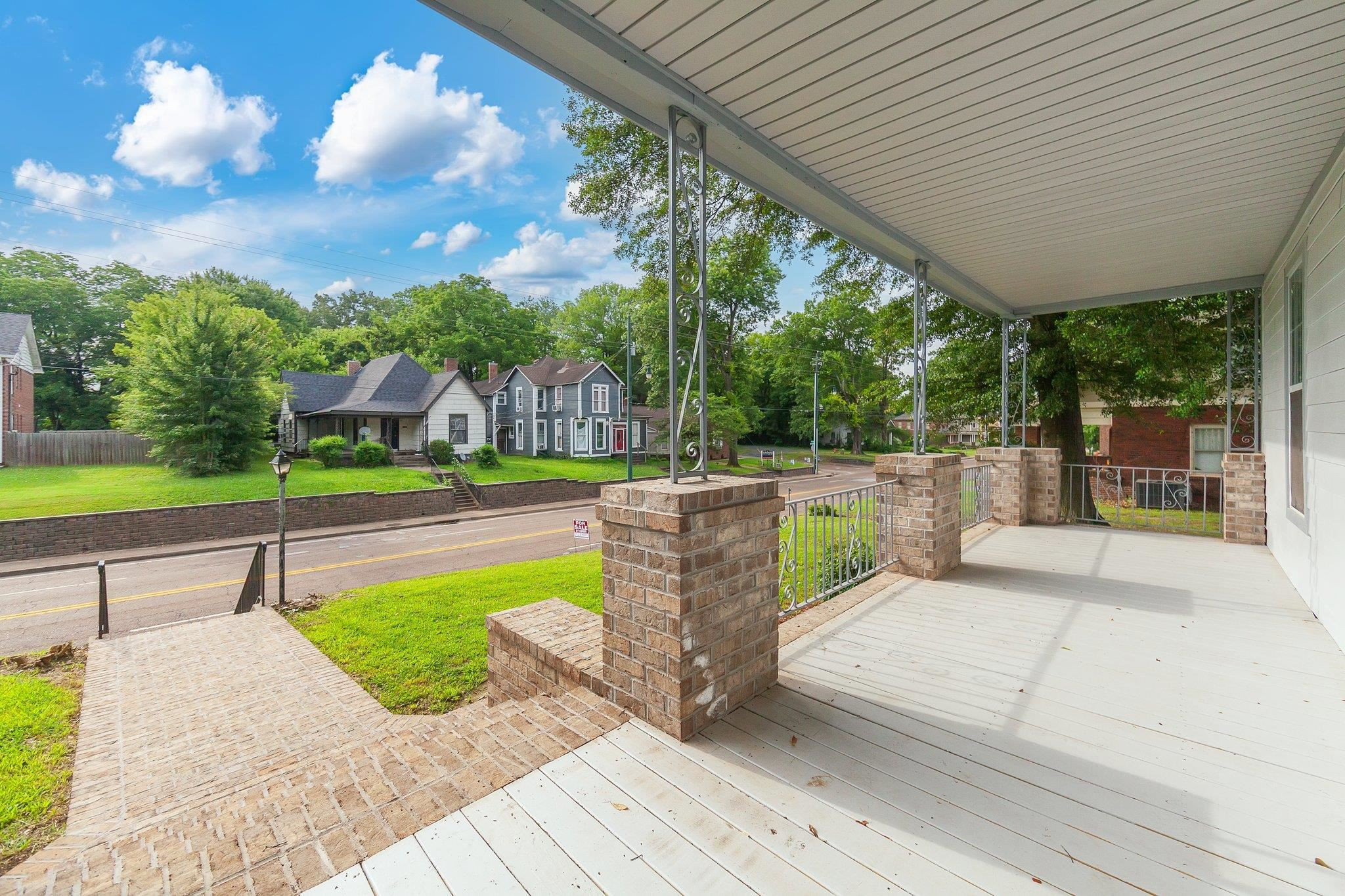 515 N Highland Avenue