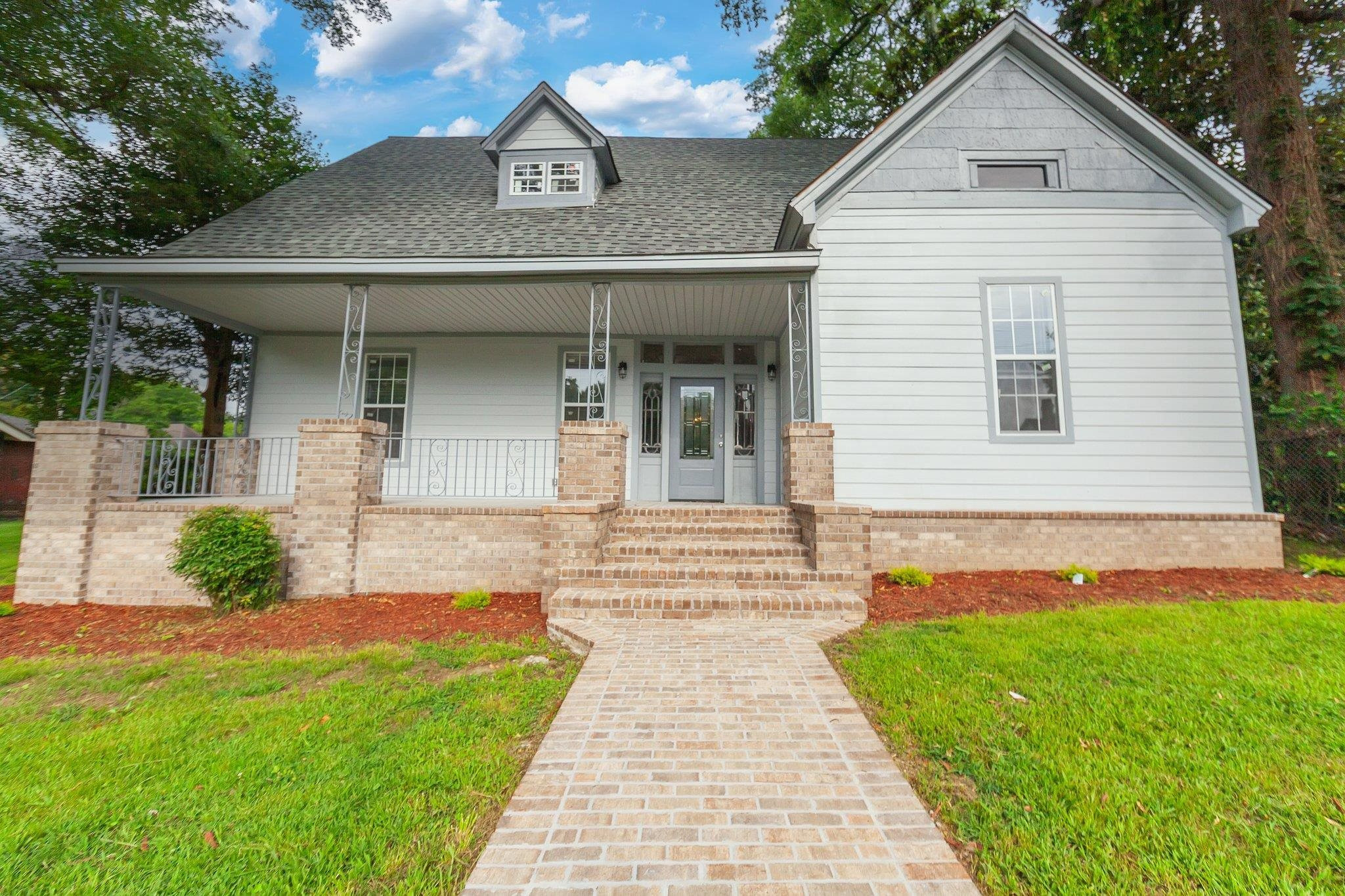 515 N Highland Avenue