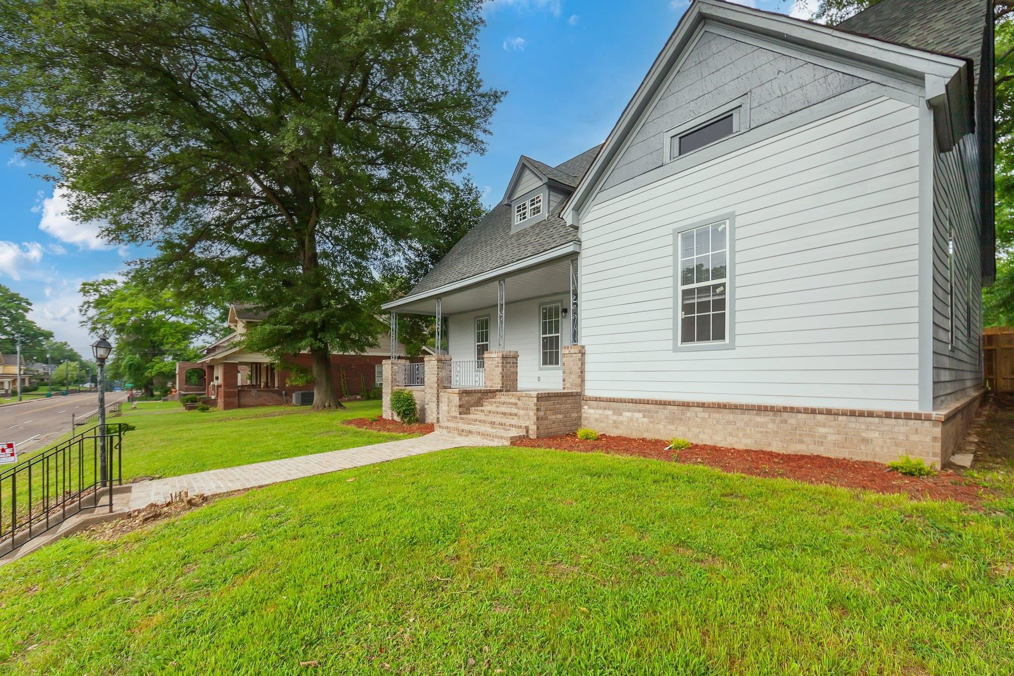 515 N Highland Avenue