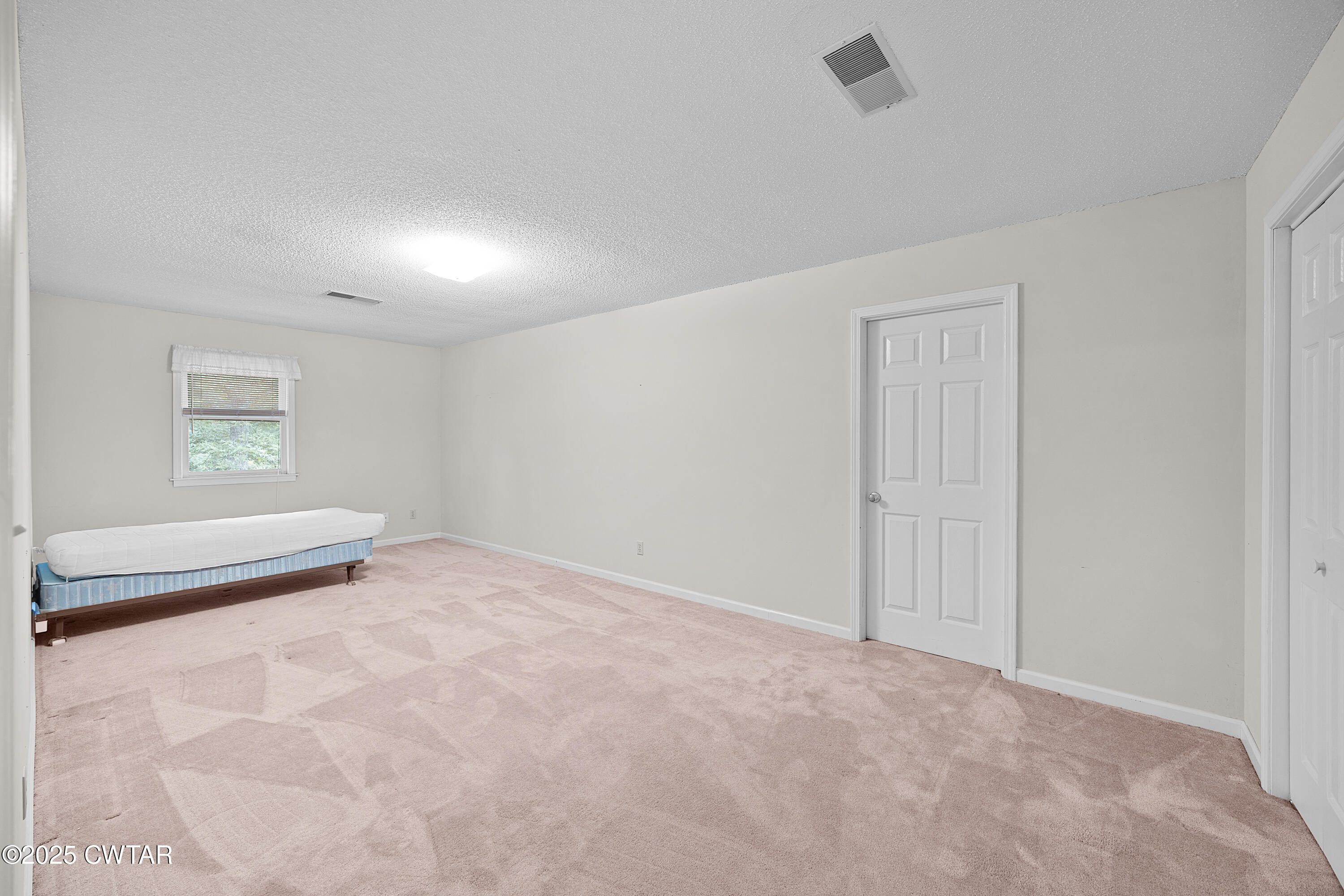 126 Willowridge Circle