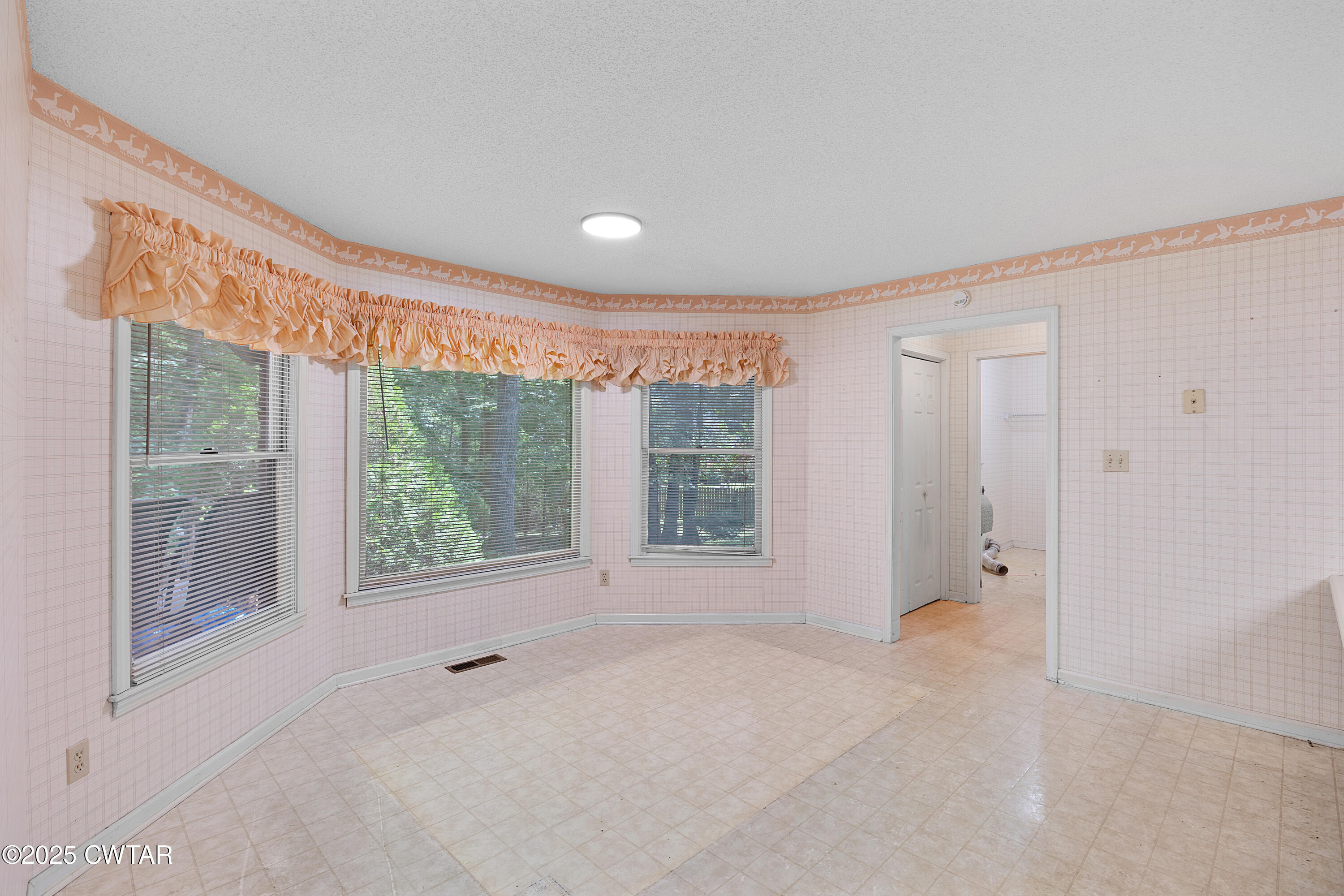 126 Willowridge Circle