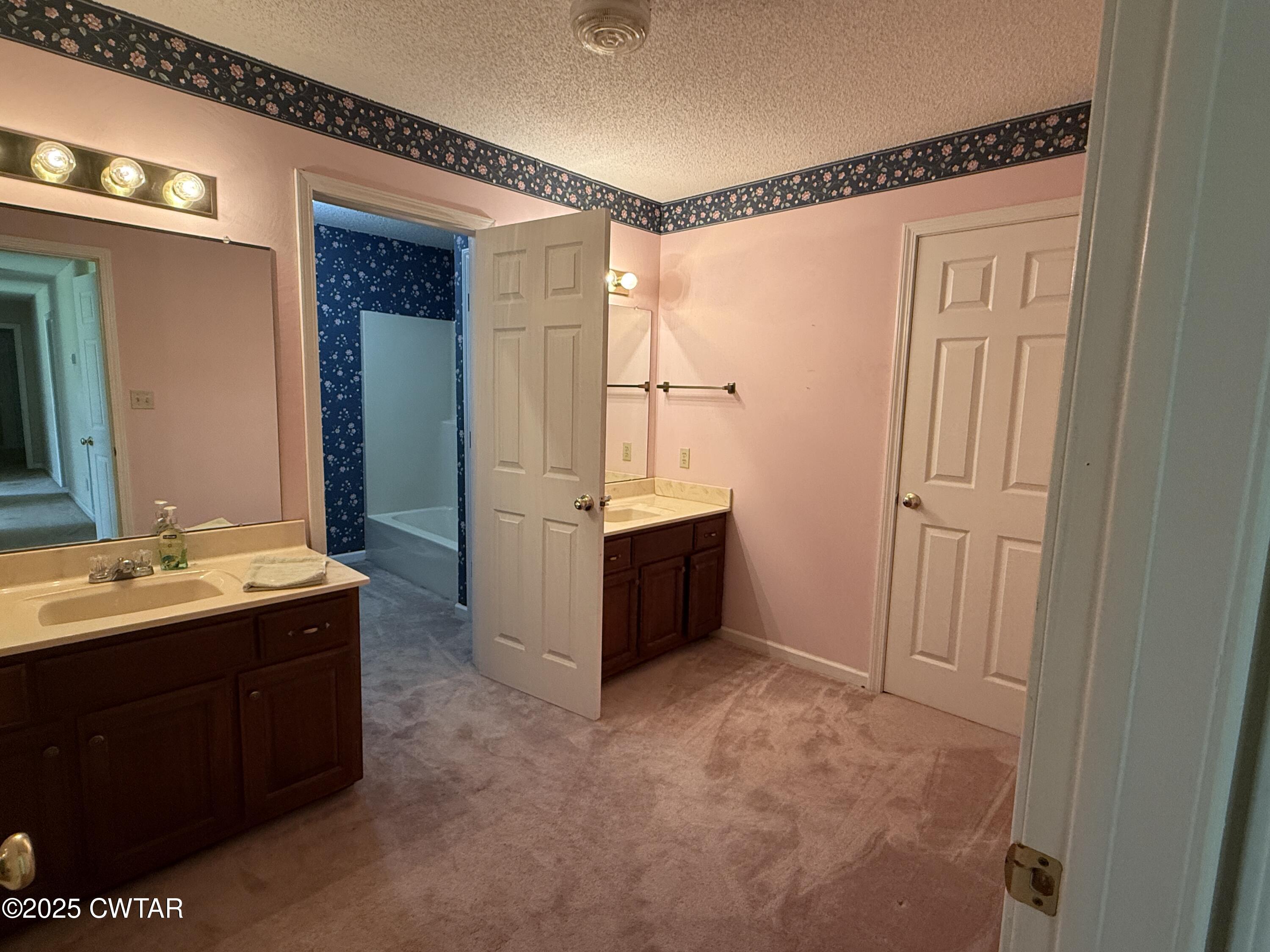 126 Willowridge Circle